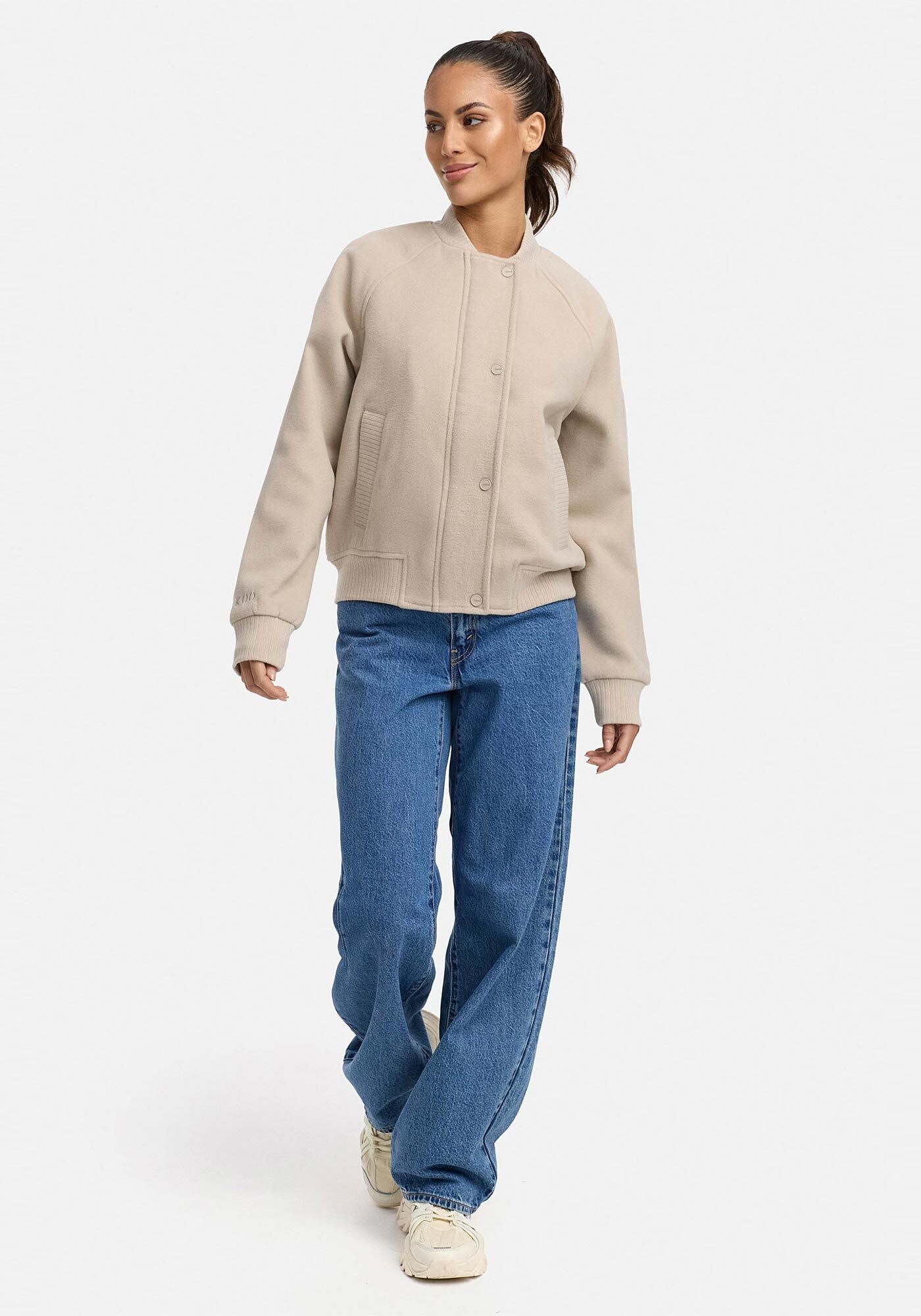 Marikoo Collegejacke »Zunaa«, Modische Jacke im Collegejacken-Stil mit Rippbündchen und Raglanärmeln