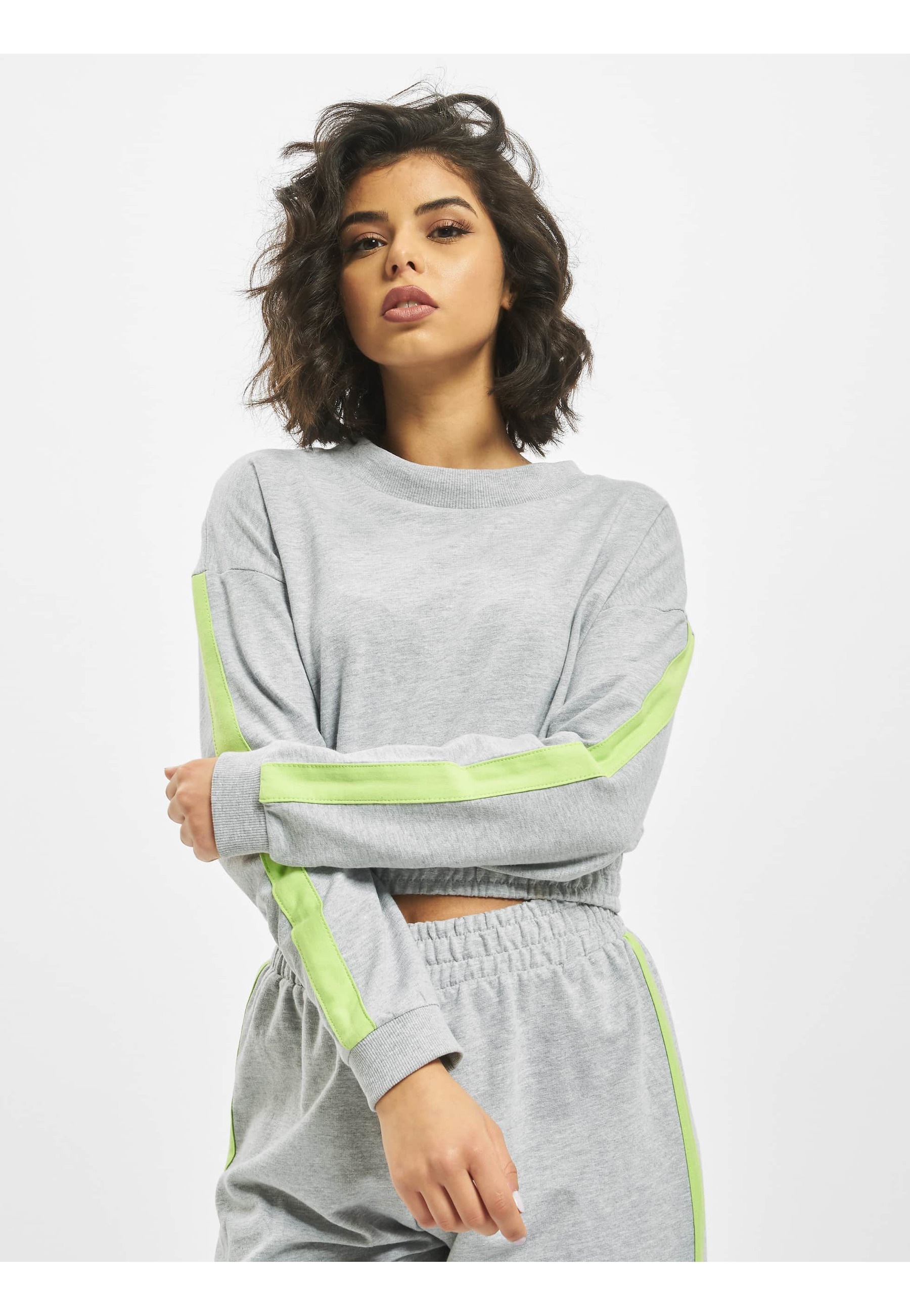 Thumbnail - DEF Sweater "DEF Damen Chelsea Crewneck", 1 Stk.