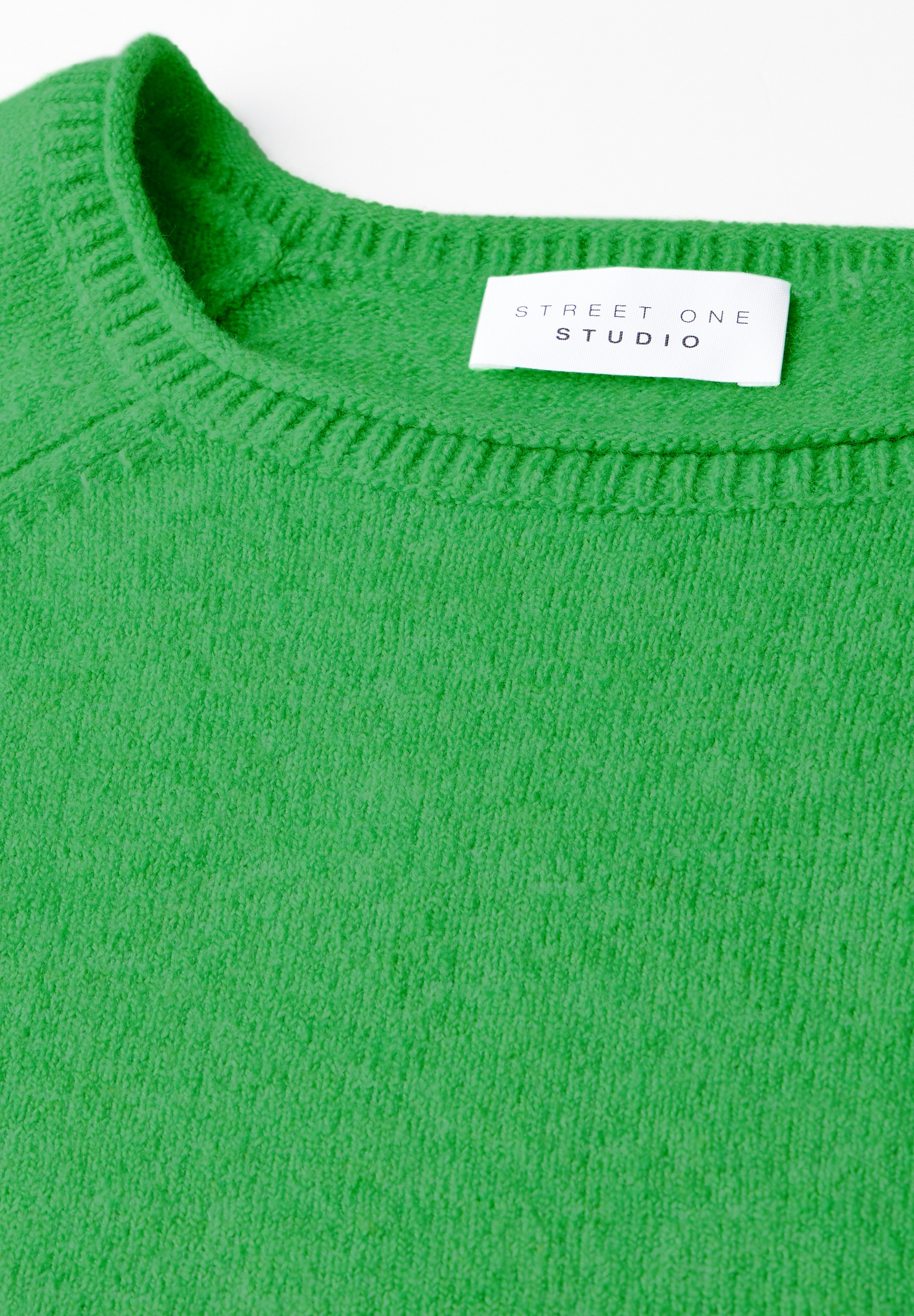 STREET ONE STUDIO Strickpullover, aus softem Materialmix
