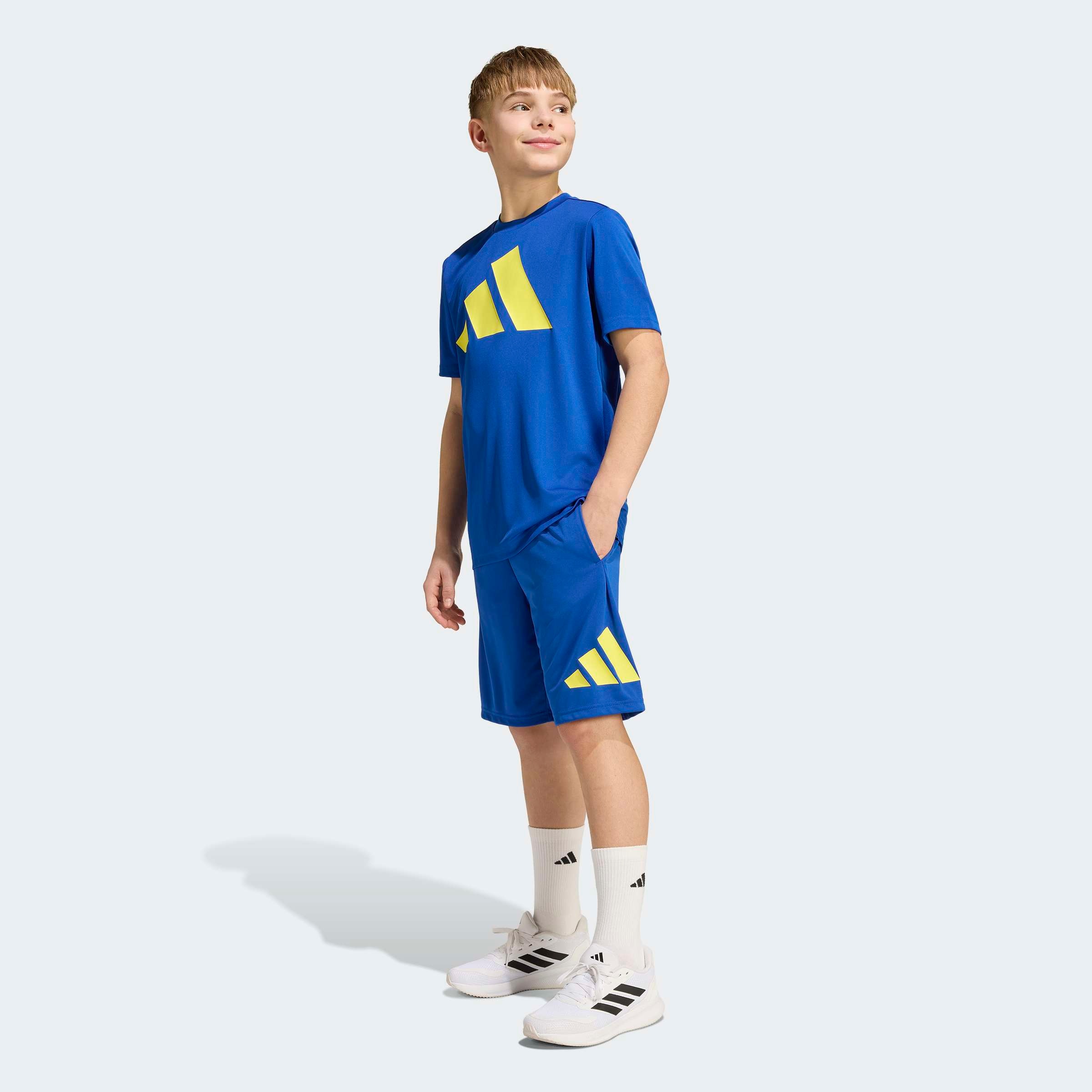 adidas Sportswear Shorts »J TR-ES BL SH«