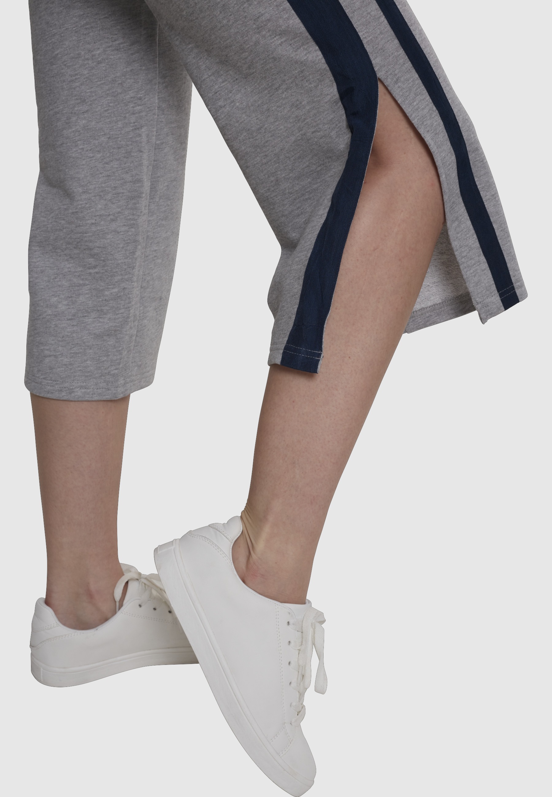 URBAN CLASSICS Culotte »Urban Classics Damen Ladies Taped Terry Culotte«
