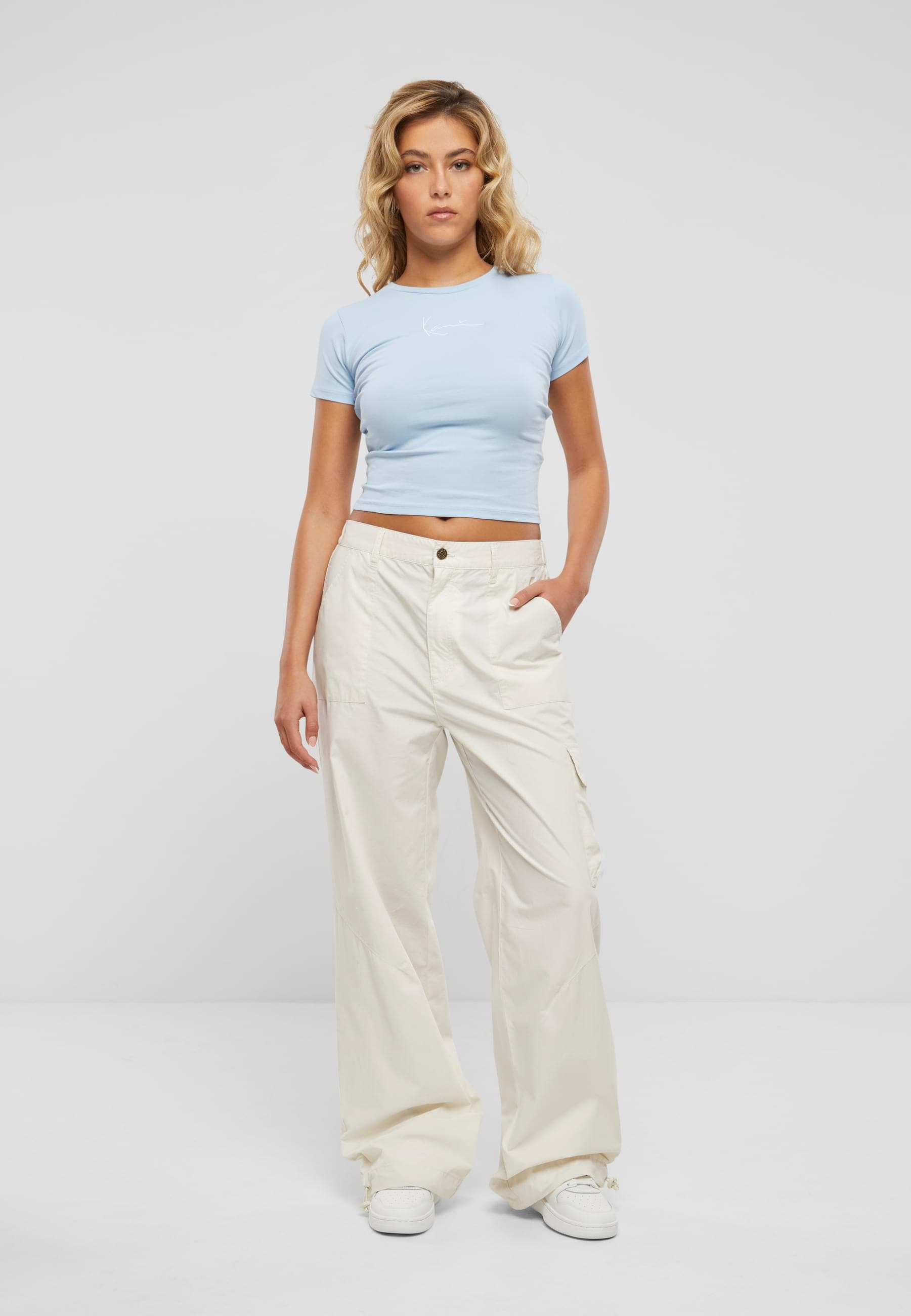 Karl Kani Cargohose »Karl Kani Damen Small Signature Washed Cargo Pants«, (1 tlg.)