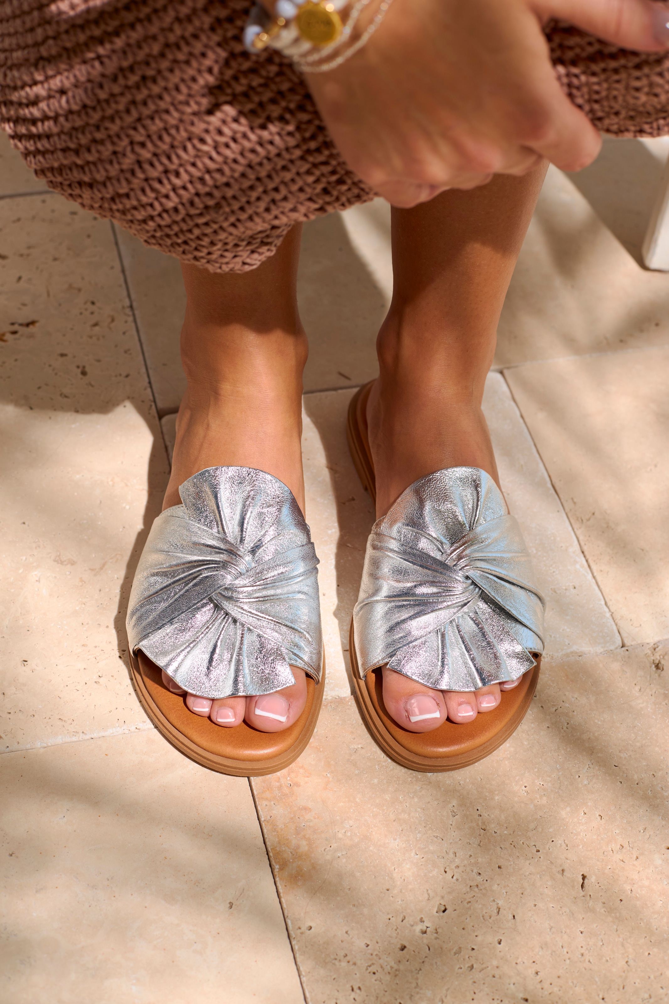 LASCANA Pantolette »Mule, Sandale, offener Schuh«, aus Leder