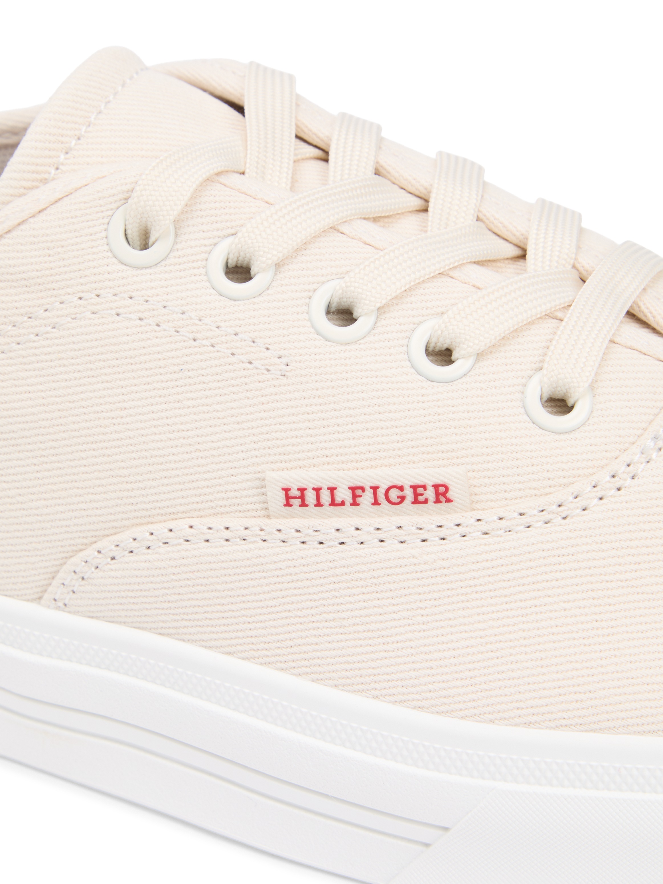 Tommy Hilfiger Sneaker »TH VULC CUP CVS«  Freizeitschuh, Halbschuh, Schnürschuh mit Kontrastbesatz an der Ferse