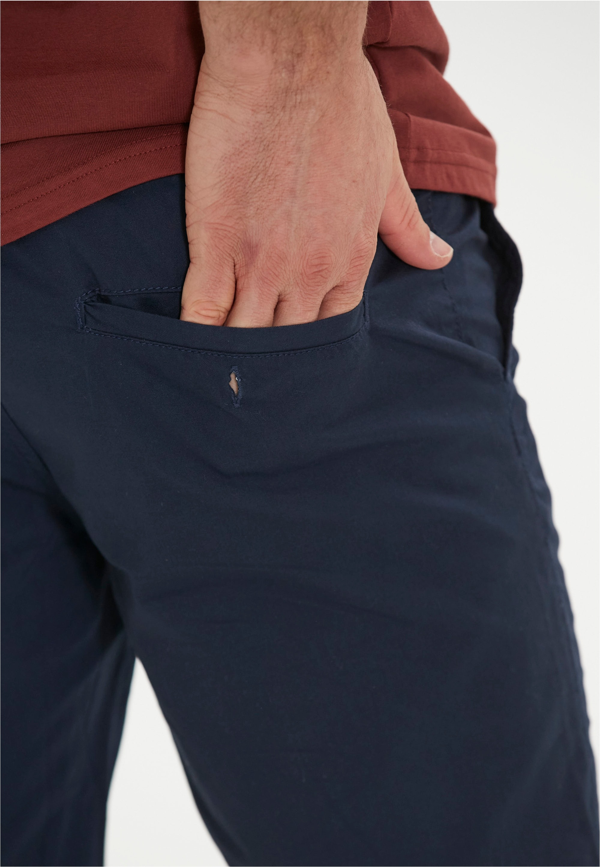 CRUZ Shorts »Gilchrest«, mit praktischen Seitentaschen