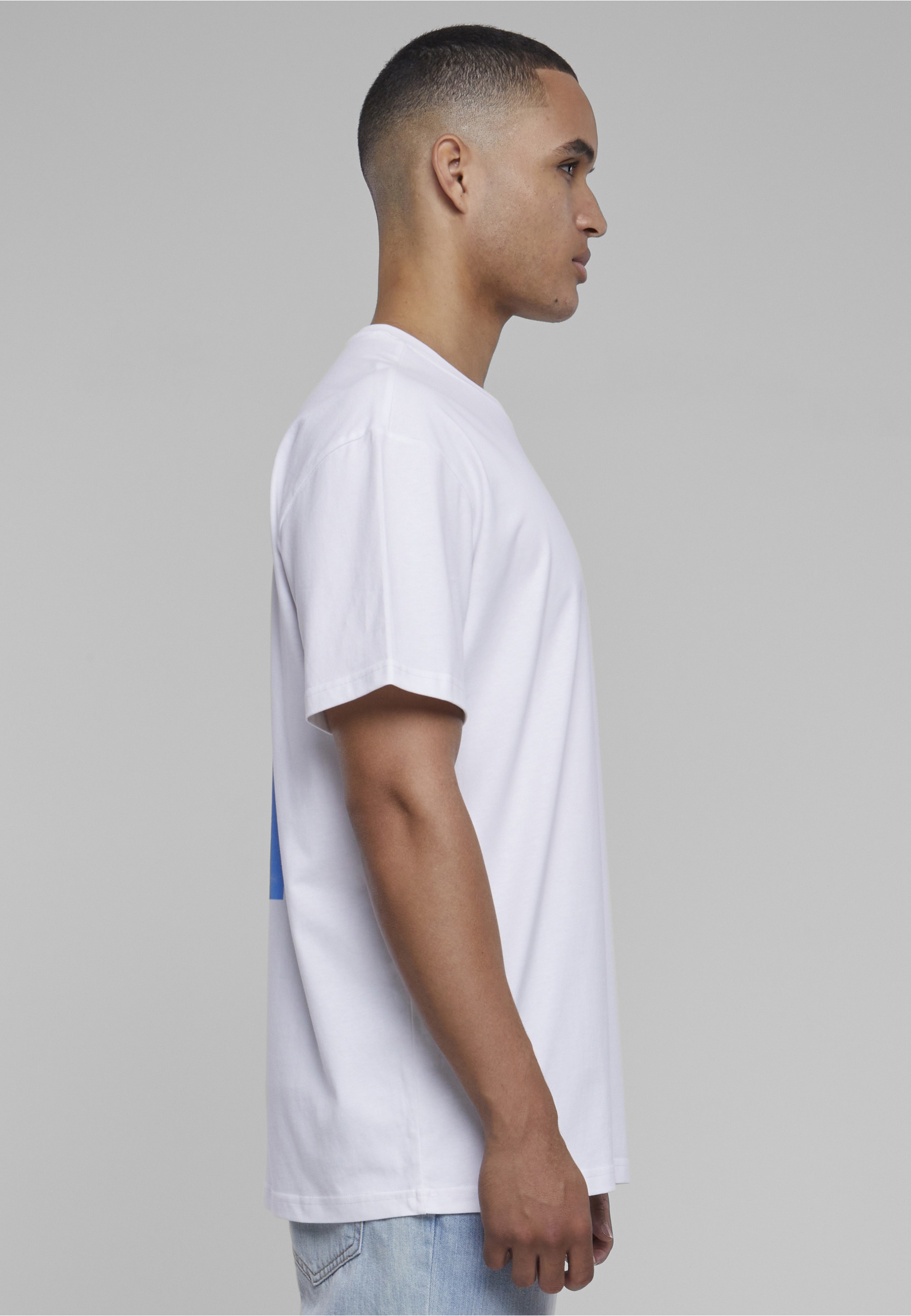 Upscale by Mister Tee T-Shirt »Upscale by Mister Tee Herren Sky Is The Limit Oversize Tee« 1