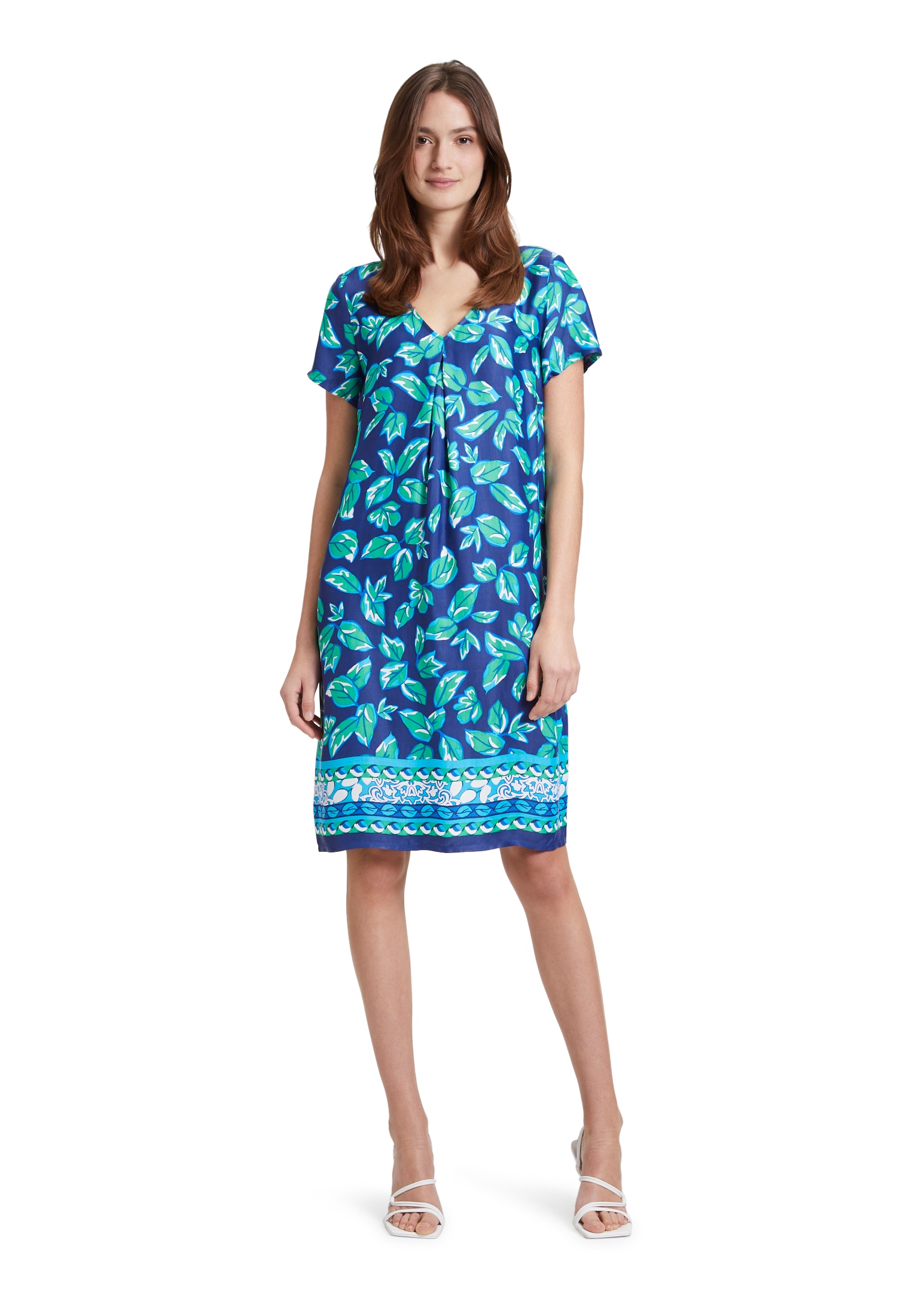 Betty Barclay Sommerkleid »Betty Barclay Sommerkleid mit V-Ausschnitt«, Form