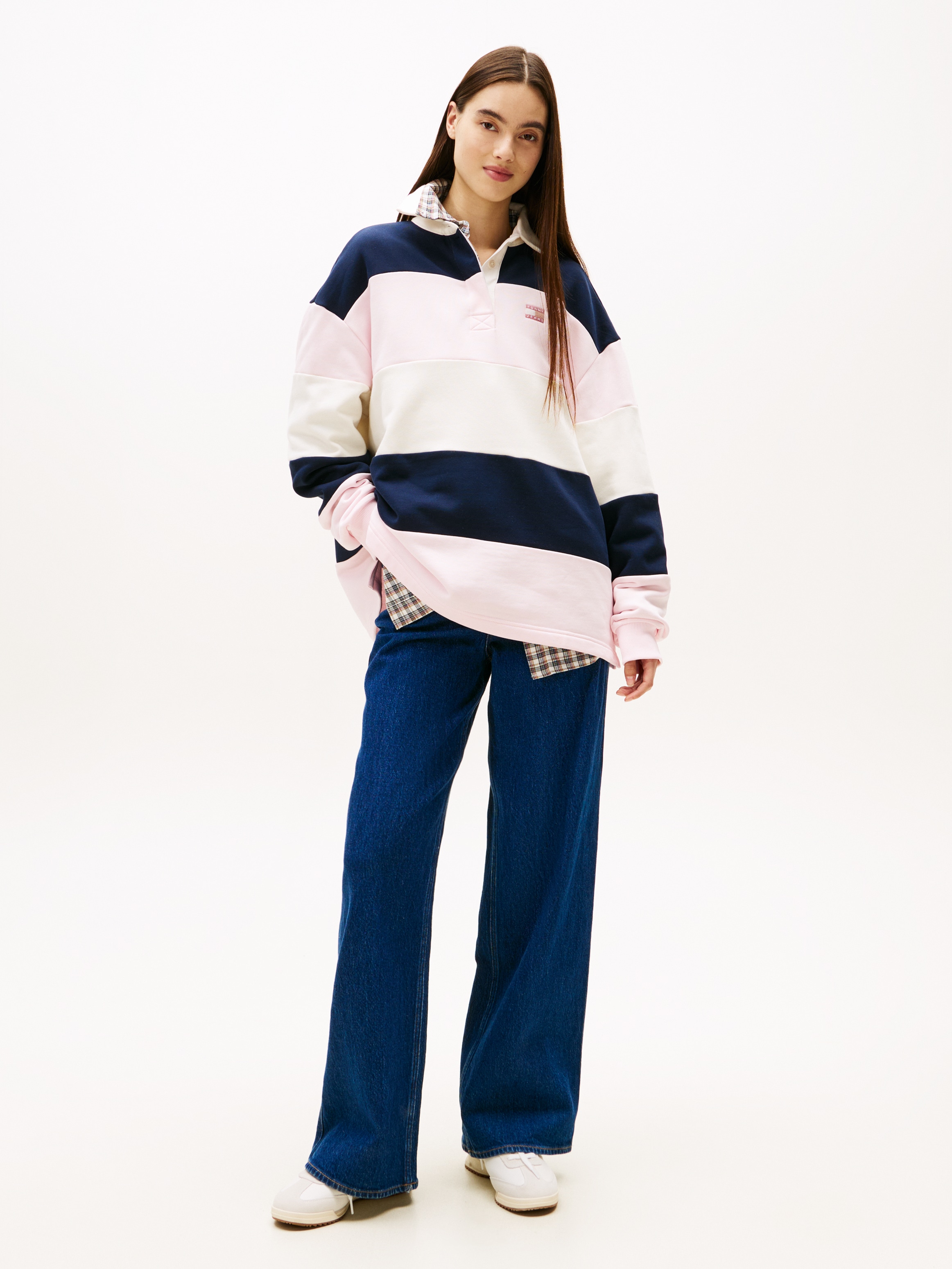 Tommy Jeans Sweatshirt »TJW BADGE STRIPE RUGBY, Oversized Fit Rugby-Shirt«, Rugby-Streifen, farblich abgestimmter Tommy-Badge auf Brust
