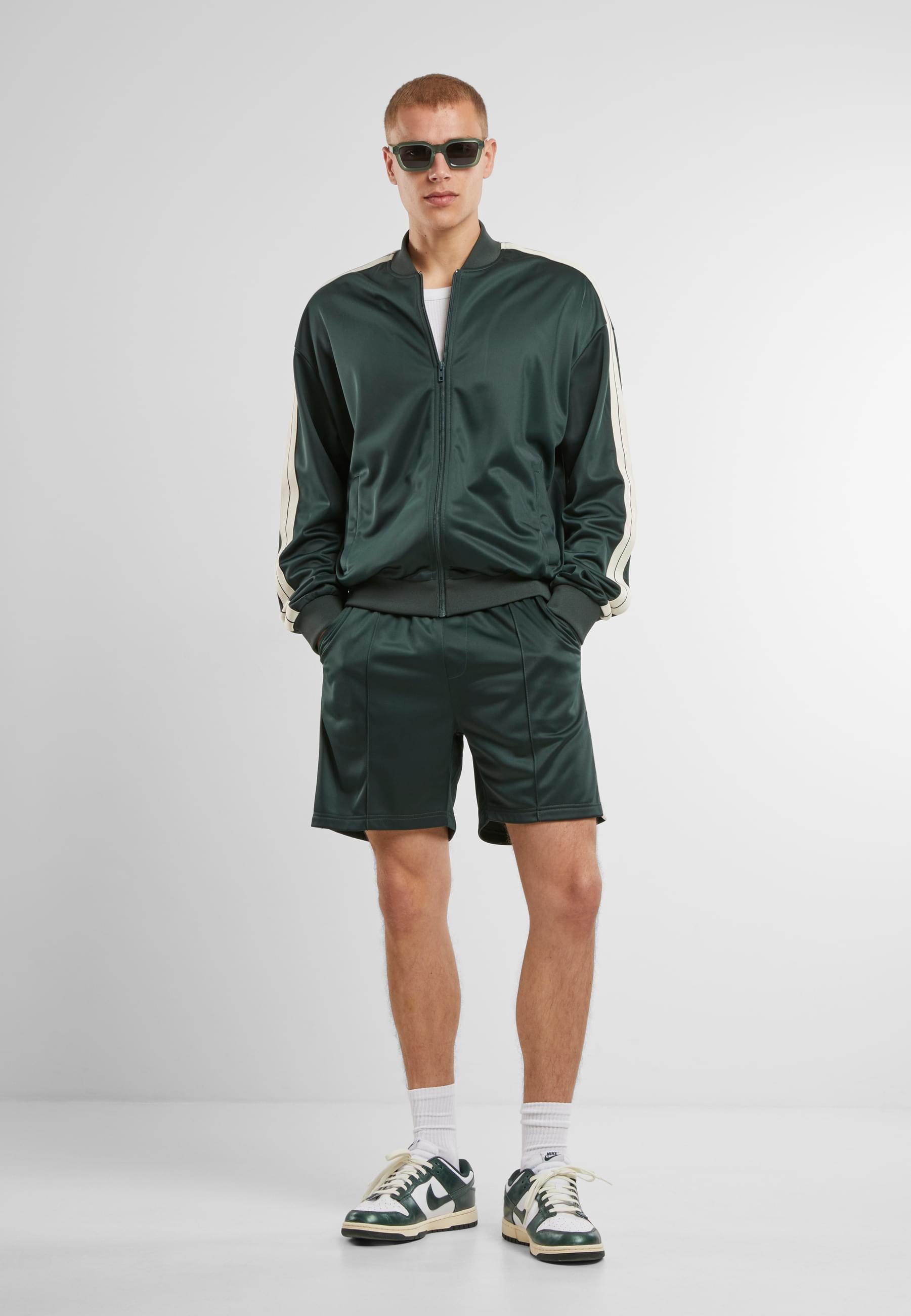 URBAN CLASSICS Allwetterjacke »Urban Classics Tennis Core Jacket«, (1 St.), ohne Kapuze