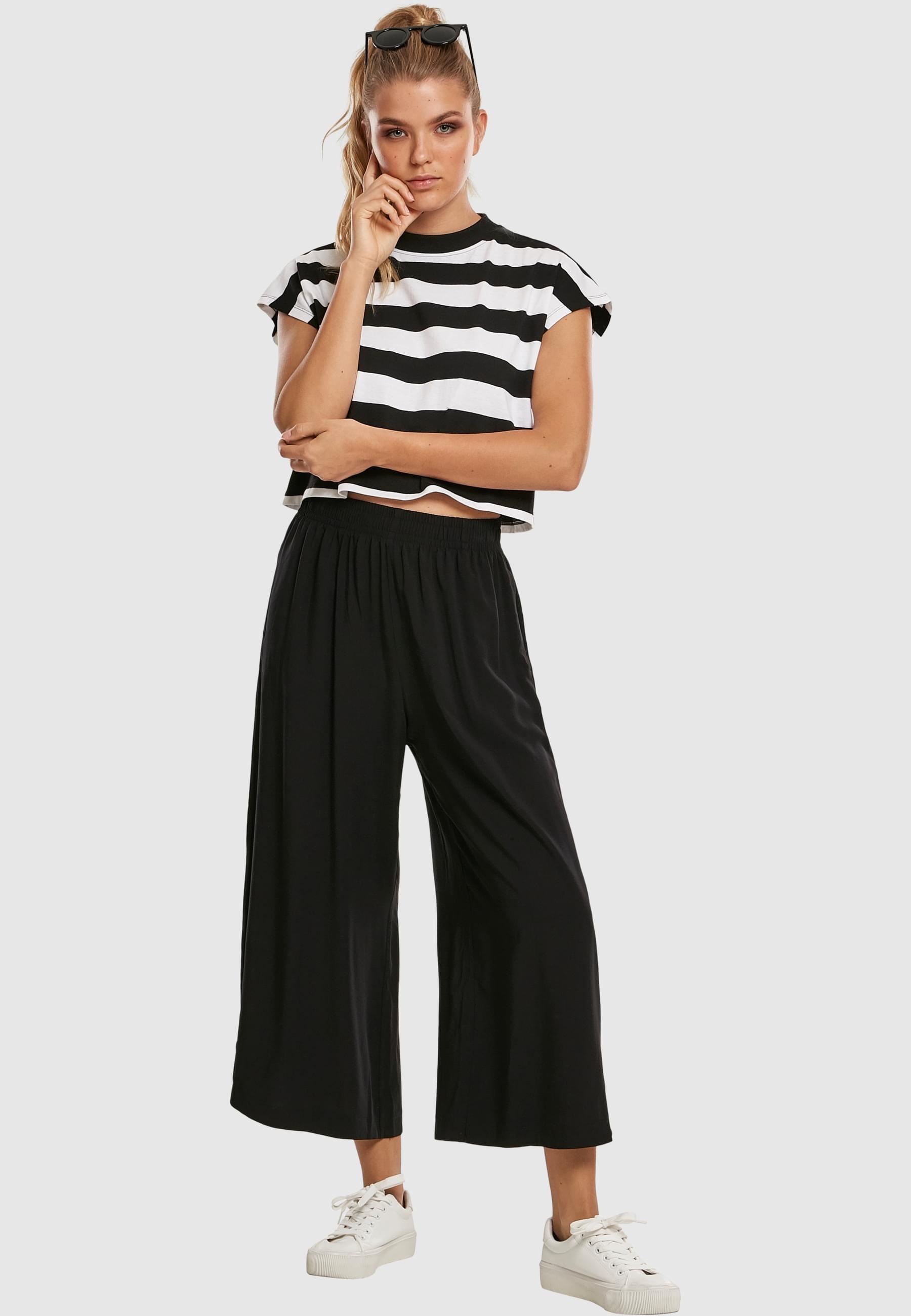 URBAN CLASSICS T-Shirt »Urban Classics Damen Ladies Stripe Short Tee«, (1 tlg.)