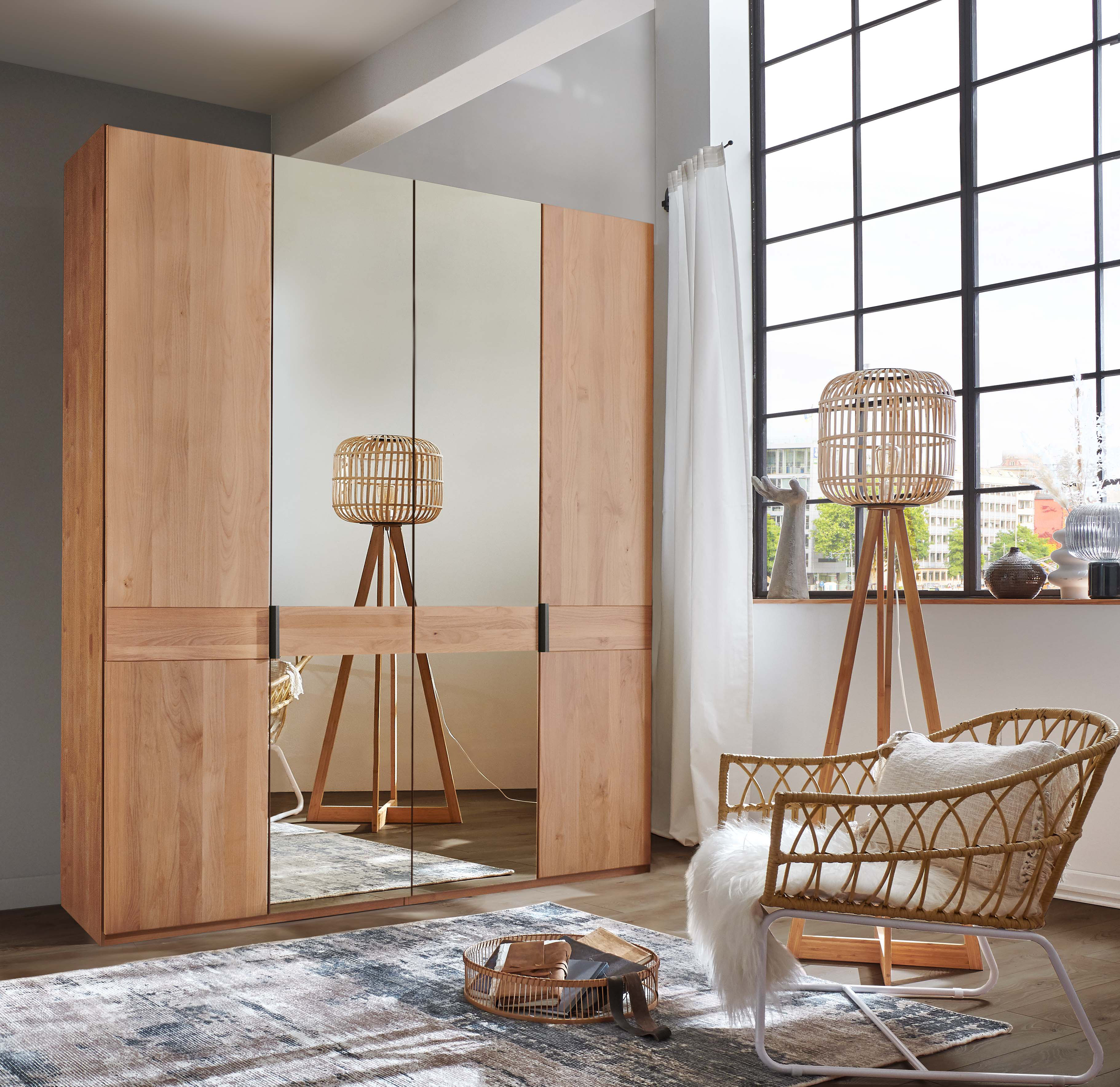 WIEMANN Kleiderschrank "Cardiff, Massivholztüren in Kombination mit Glas- oder Spiegeltüren" 4 Breiten, 2 Höhen 216/236cm auswählbar, hochwertiges Design in langlebiger Qualität, viel Stauraum
