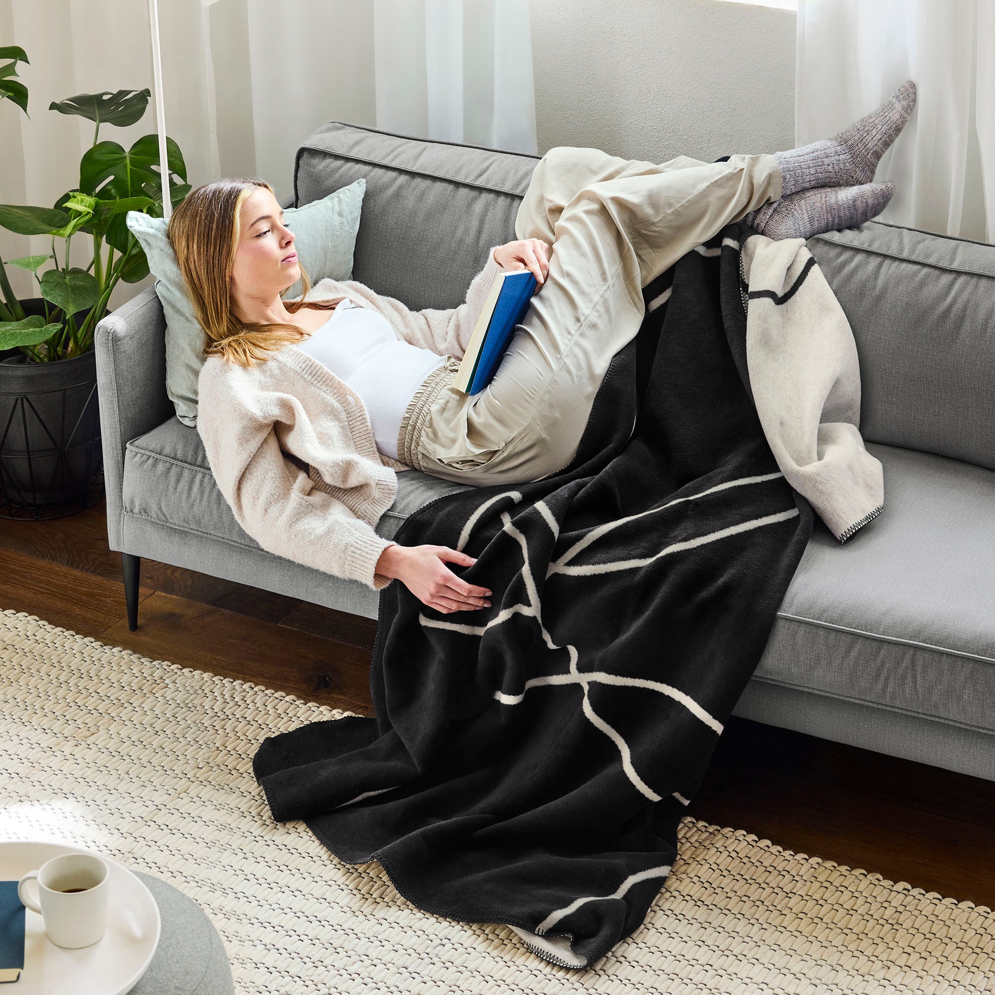 trendigen One Decke BAUR im Nanaimo«, | Wohndecke IBENA »Jacquard auf Line Design Rechnung