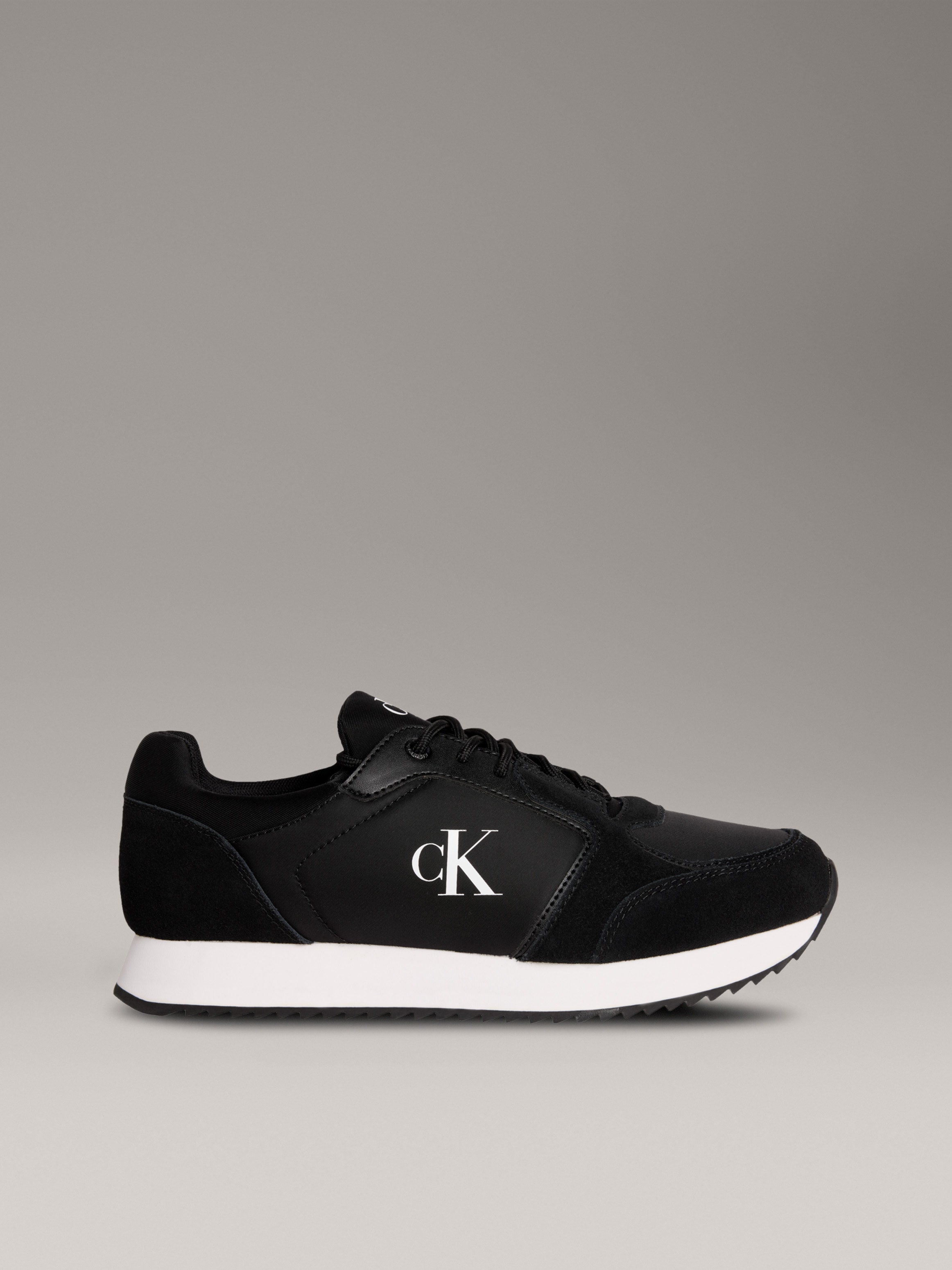 Calvin Klein Jeans Slip-On Sneaker »RETRO RUNNER SOCK LACE UP NY-SU«, Halbschuh, Freizeitsneaker mit CK-Logo und aufgesetzter Schnürung
