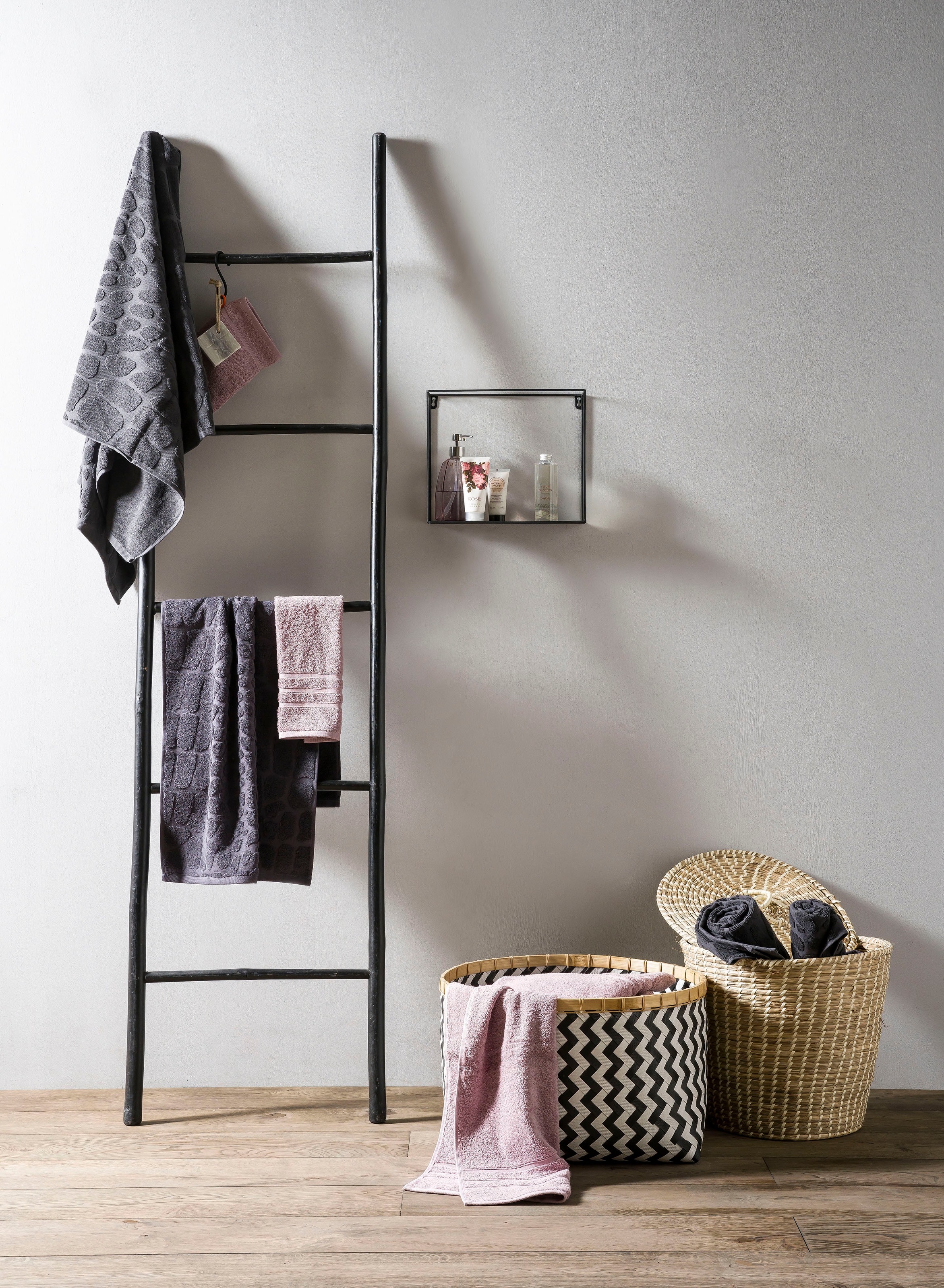 done. Duschtuch "Croco" Hoch-Tief-Webung im Croco-Look günstig online kaufen