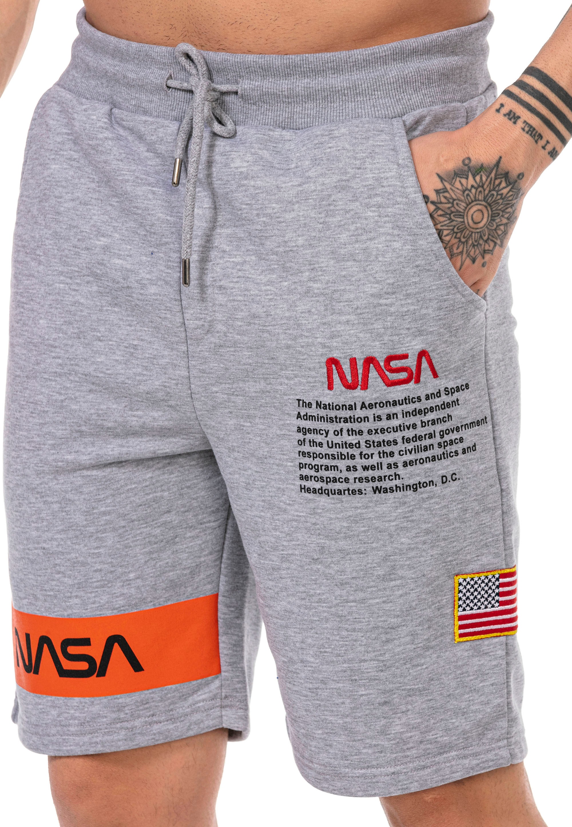 RedBridge Shorts »Plano«, mit gesticktem für ▷ NASA-Motiv | BAUR