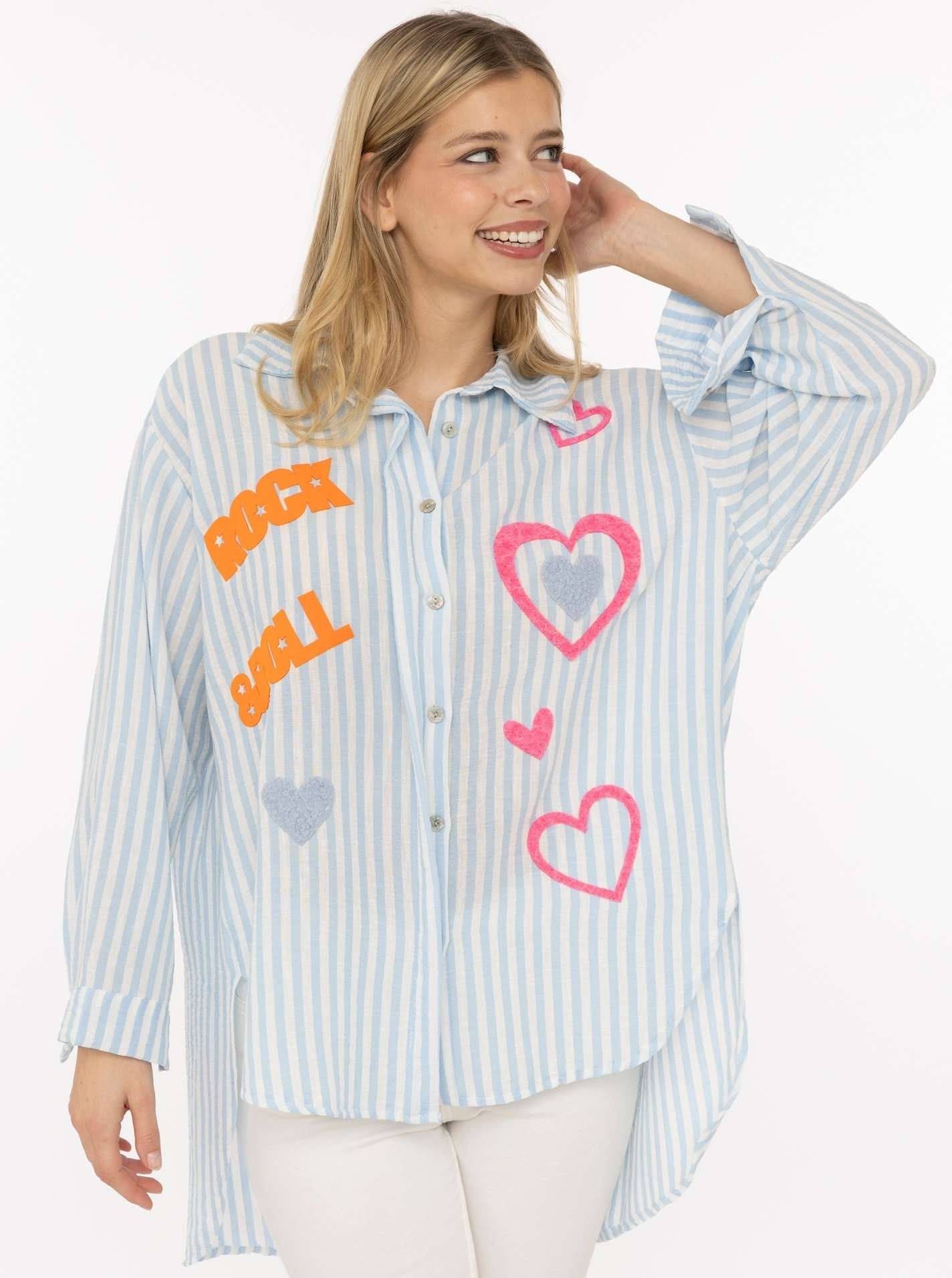Zwillingsherz Hemdbluse ""Rock n Roll Patches"" gestreift, länger geschnitten, auffallende Teddy-Patches, Knopfleiste