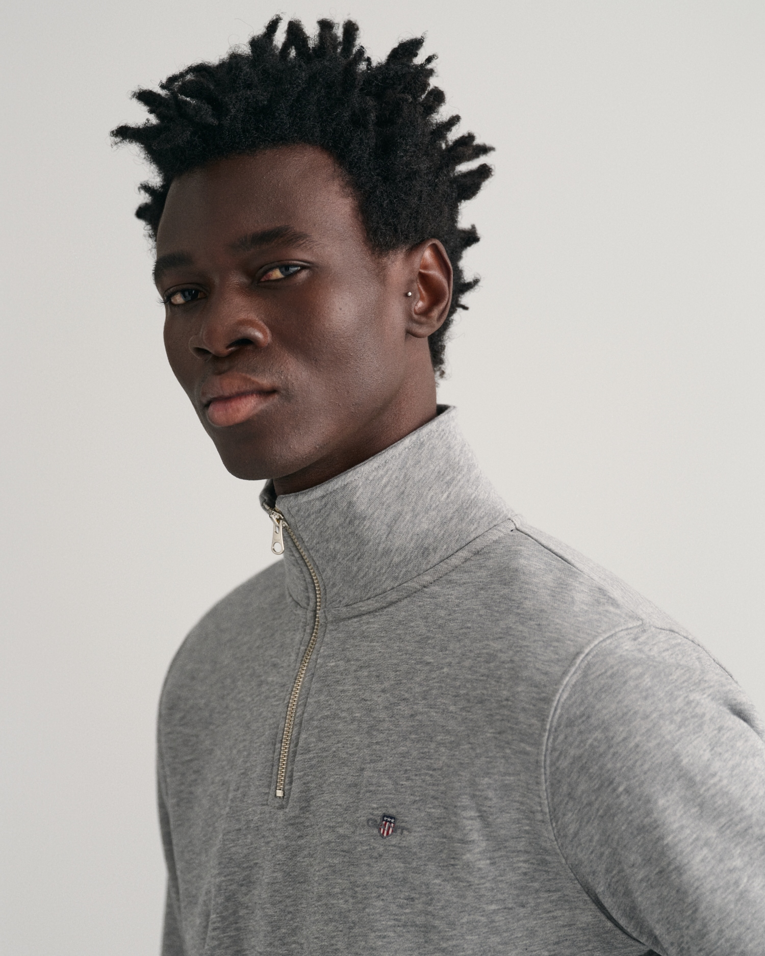 Gant Sweatshirt »REG SHIELD HALF ZIP SWEAT«, mit Logostickerei auf der Brust  ▷ für | BAUR