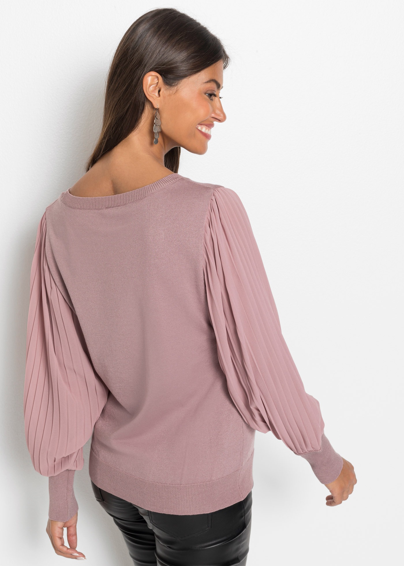 bonprix Strickpullover »Feinstrickpullover aus fließendem Viskose-Mix« im tollen Viskose-Mix, mit weiten, extravaganten Plisseeärmeln, bequem