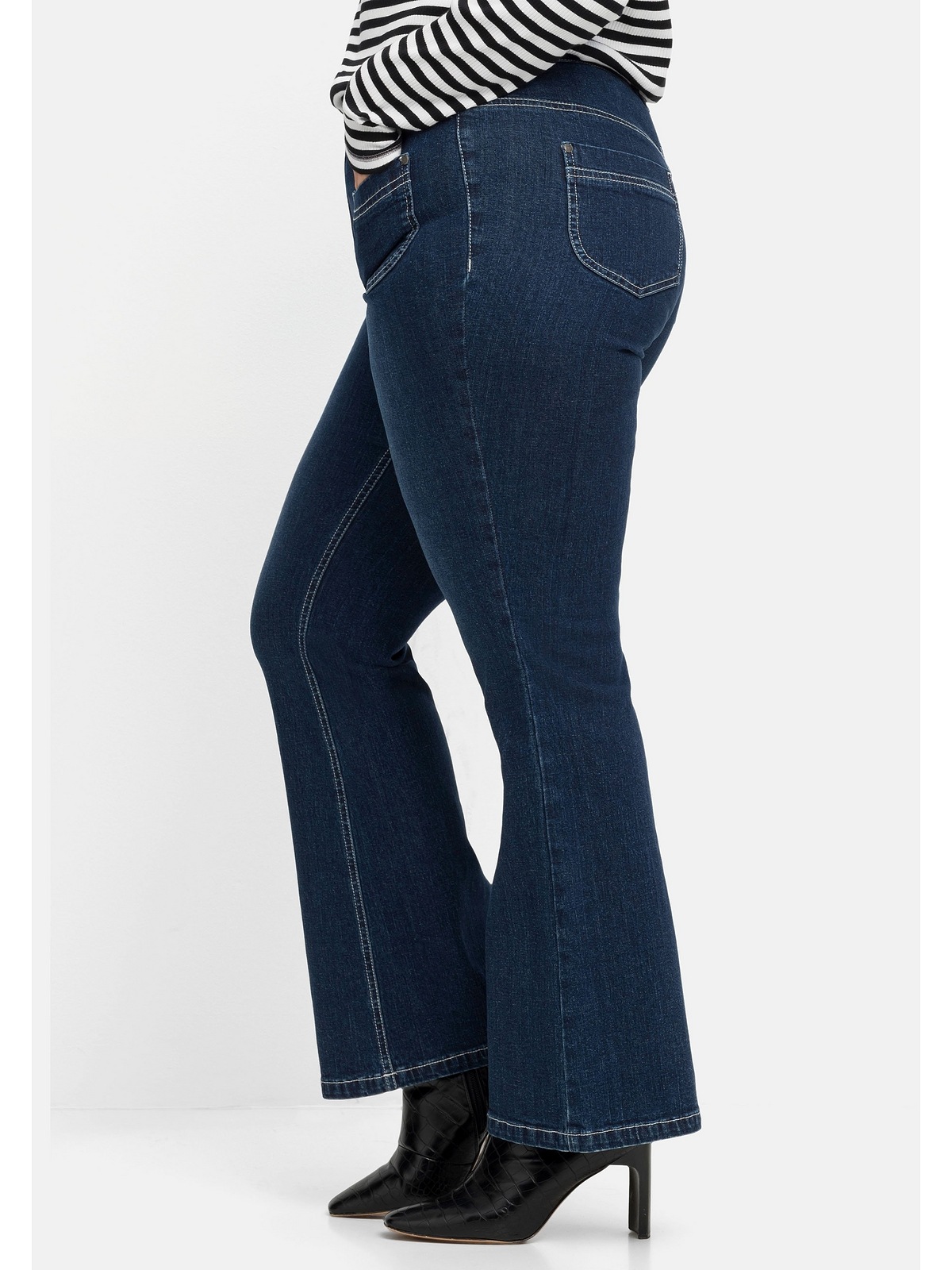 Sheego Bootcut-Jeans »Große Größen«, in Five-Pocket-Form