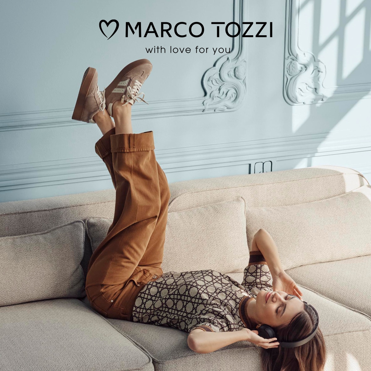 MARCO TOZZI Plateausneaker  Freizeitschuh, Halbschuh, Schnürer im modischem Retro-Look