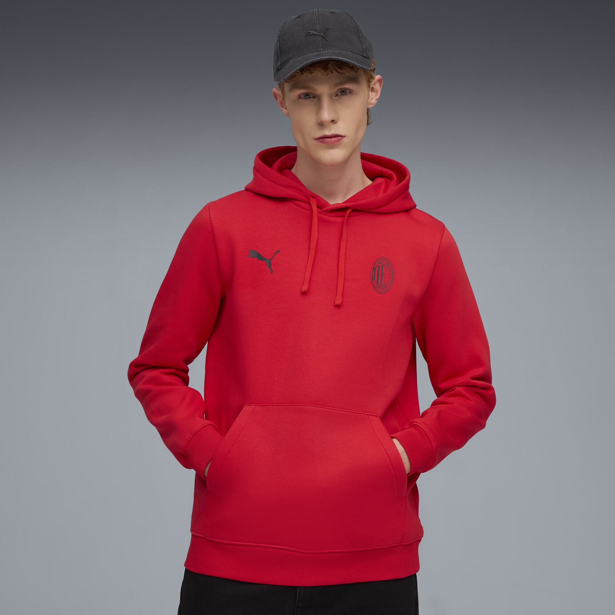 PUMA Hoodie »AC Milan FtblEssentials Hoodie Herren«