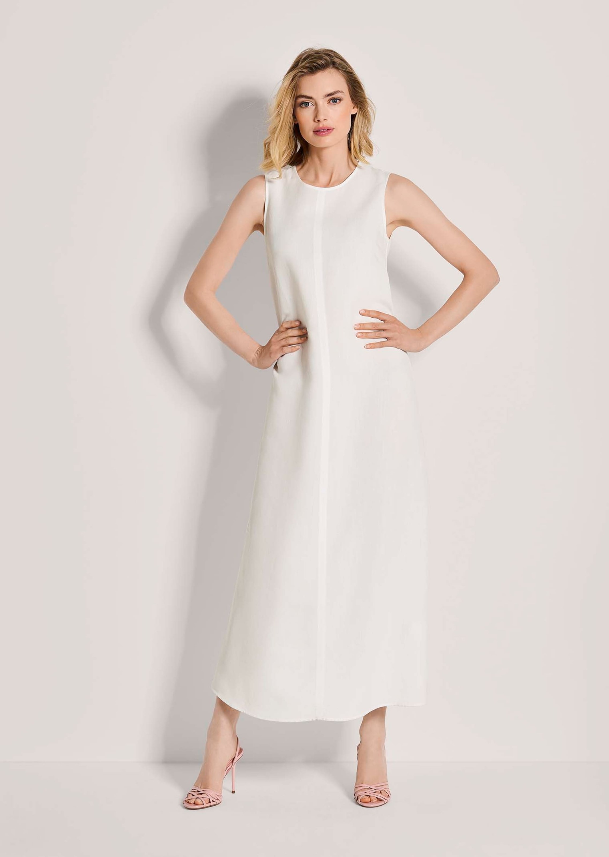 Thumbnail - MADELEINE Midikleid "Maxikleid Viskosekleid mit Rundhals" Minimal tailliert