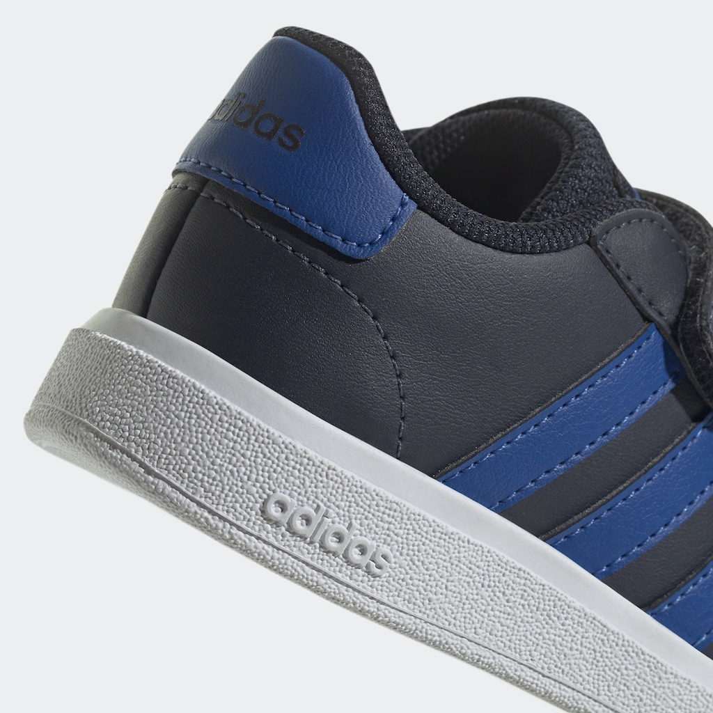 adidas Sportswear Sneaker »GRAND COURT LIFESTYLE HOOK AND LOOP«, Design auf den Spuren des adidas Superstar