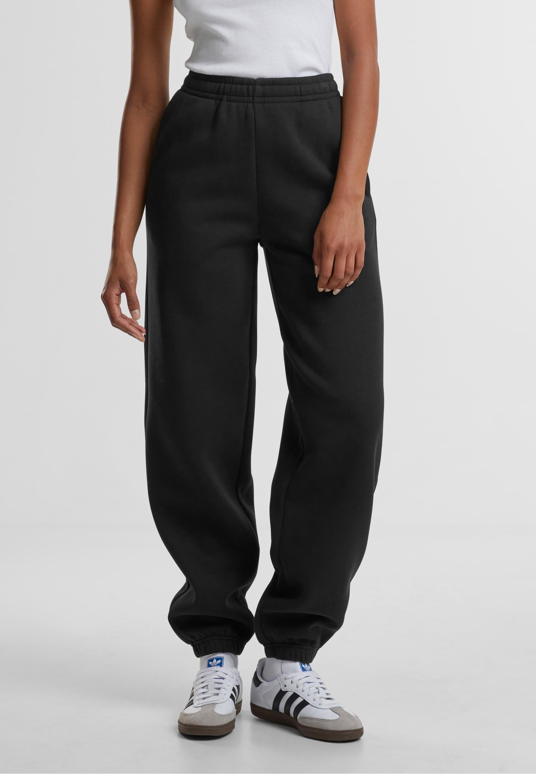 URBAN CLASSICS Jogginghose »Urban Classics Ladies Fluffy Sweatpants«, (1 tlg.)