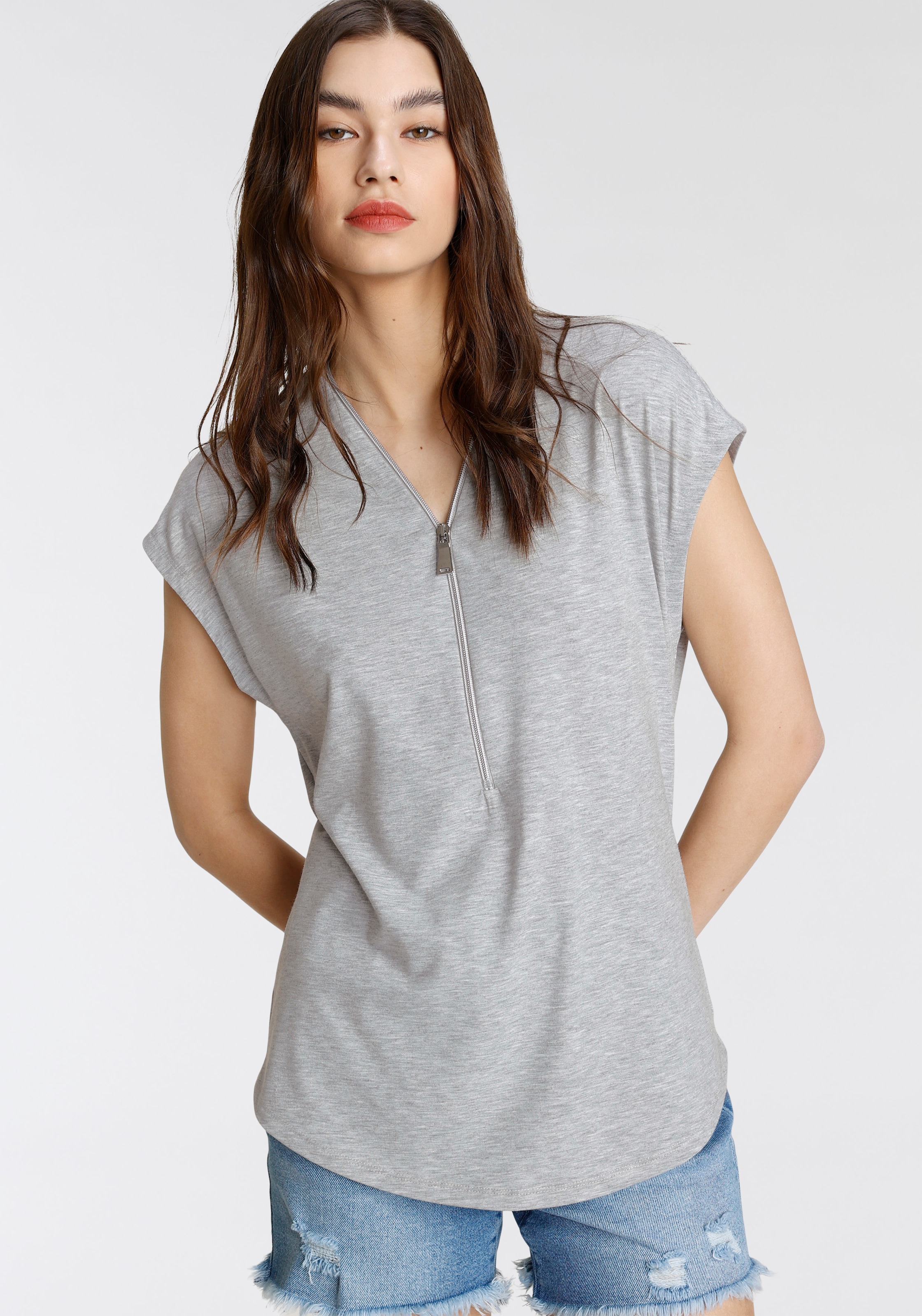 Tamaris T-Shirt, mit V-Ausschnitt für kaufen | BAUR
