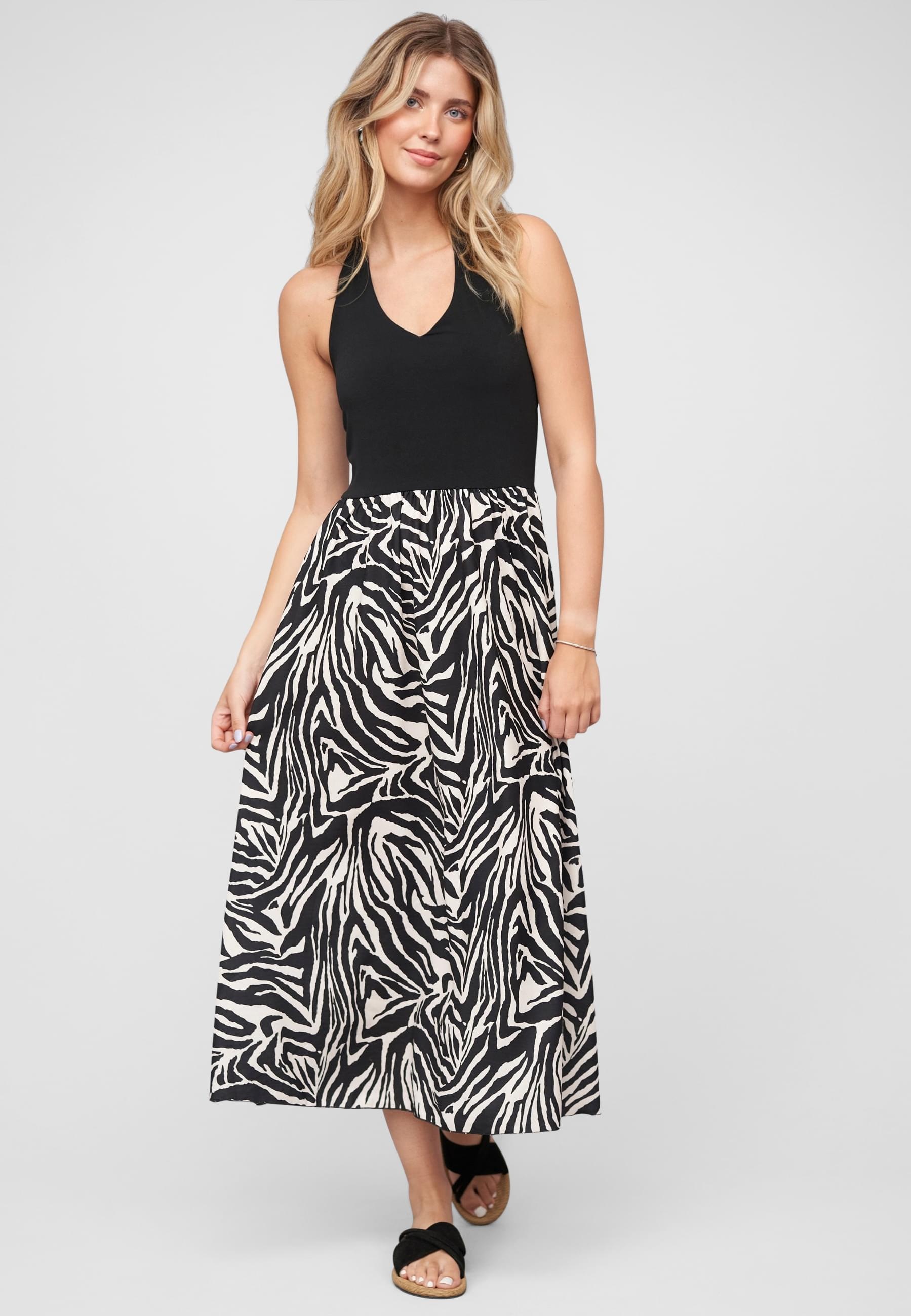 Thumbnail - CLOUD 5IVE Shirtkleid "CLOUD 5IVE Maxi Neckholder-Dress with zebra print" 1 Stk. tlg.