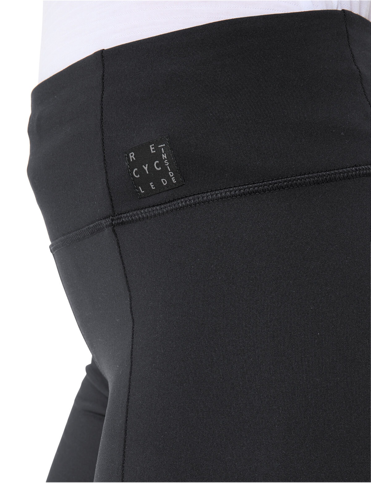 VAUDE »Women's Neyland Winter Tights«  für kalte Tage, mit Seitennahttasche und elastischer Schlaufe