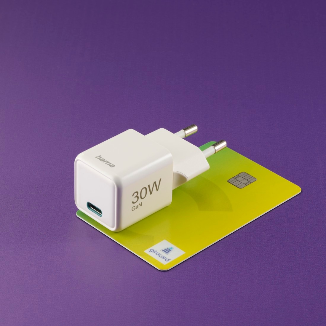 Hama Schnelllade-Gerät »Schnellladegerät (USB-C, PD/QC, extraklein 3,1 x 2,85 x 2,85 cm, 30 W)«, (1 St.)