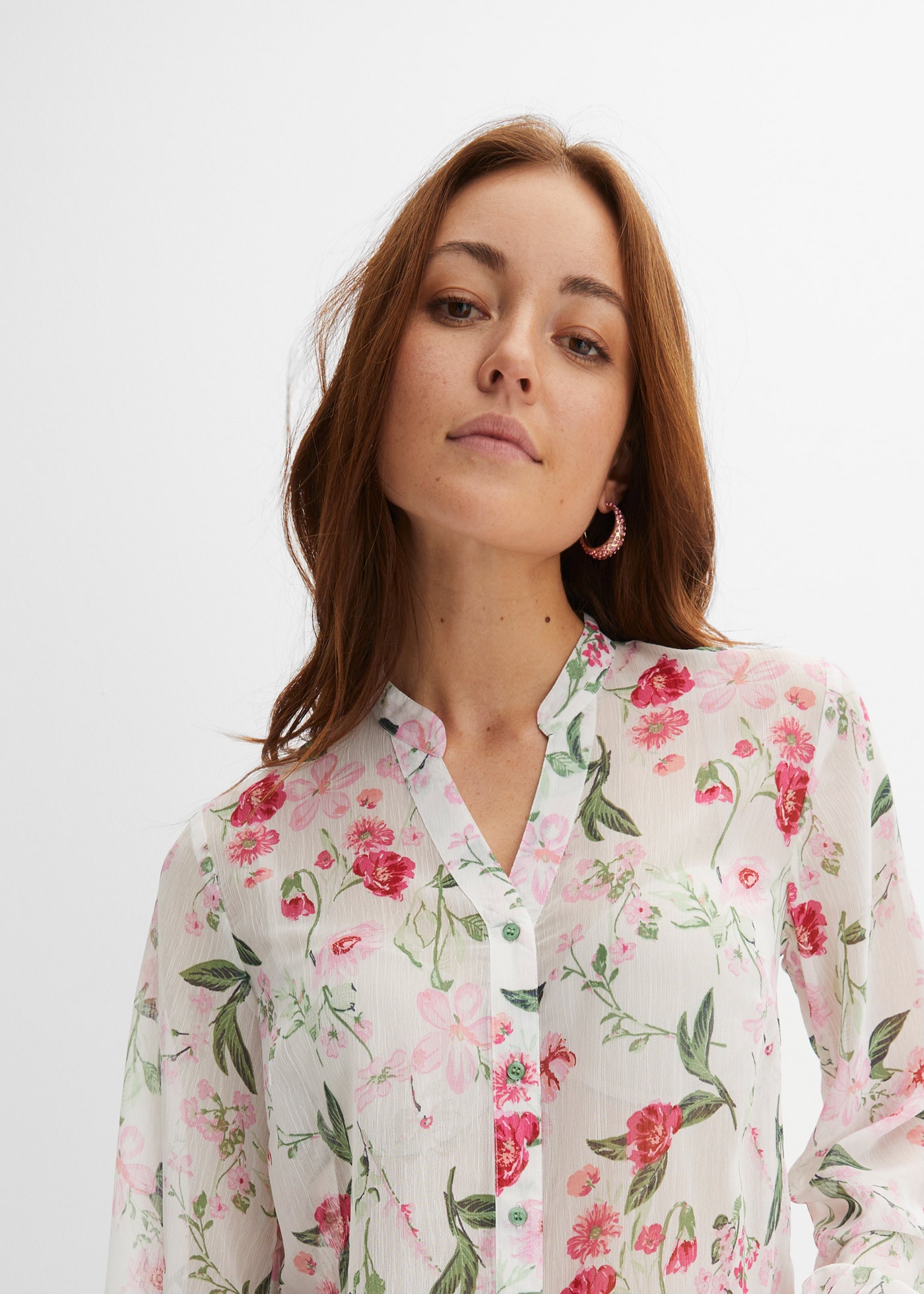 Chiffonbluse BONPRIX, Damen, Gr. 36, wollweiß geblümt, Web, Obermaterial: 100% Polyester, loose fit, Blusen Chiffonbluse, Loose Fit, für festliche Anlässe, mit langem Arm