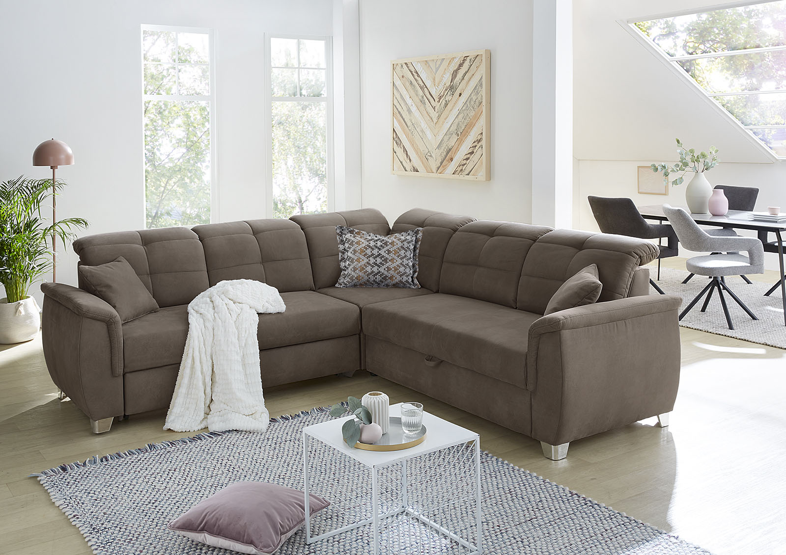 Jockenhöfer Gruppe Ecksofa "Udine L-Form, B: 263 cm" mit Schlaffunktion, Bettkasten, Kopfteilverstellung & Zierkissen