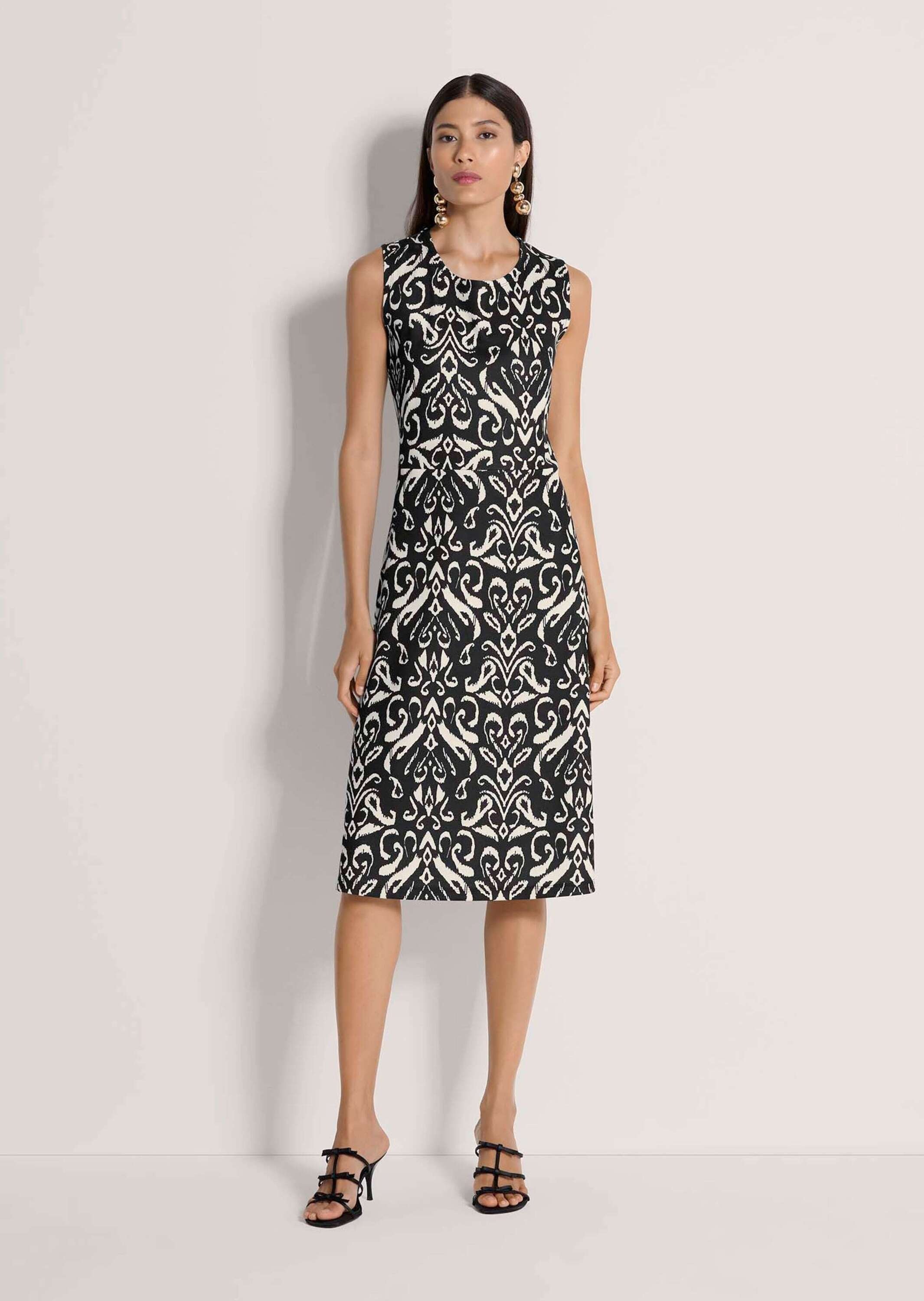 MADELEINE Midikleid "Midikleid Sommerkleid mit Unikat-Print" Taillieungsnah günstig online kaufen