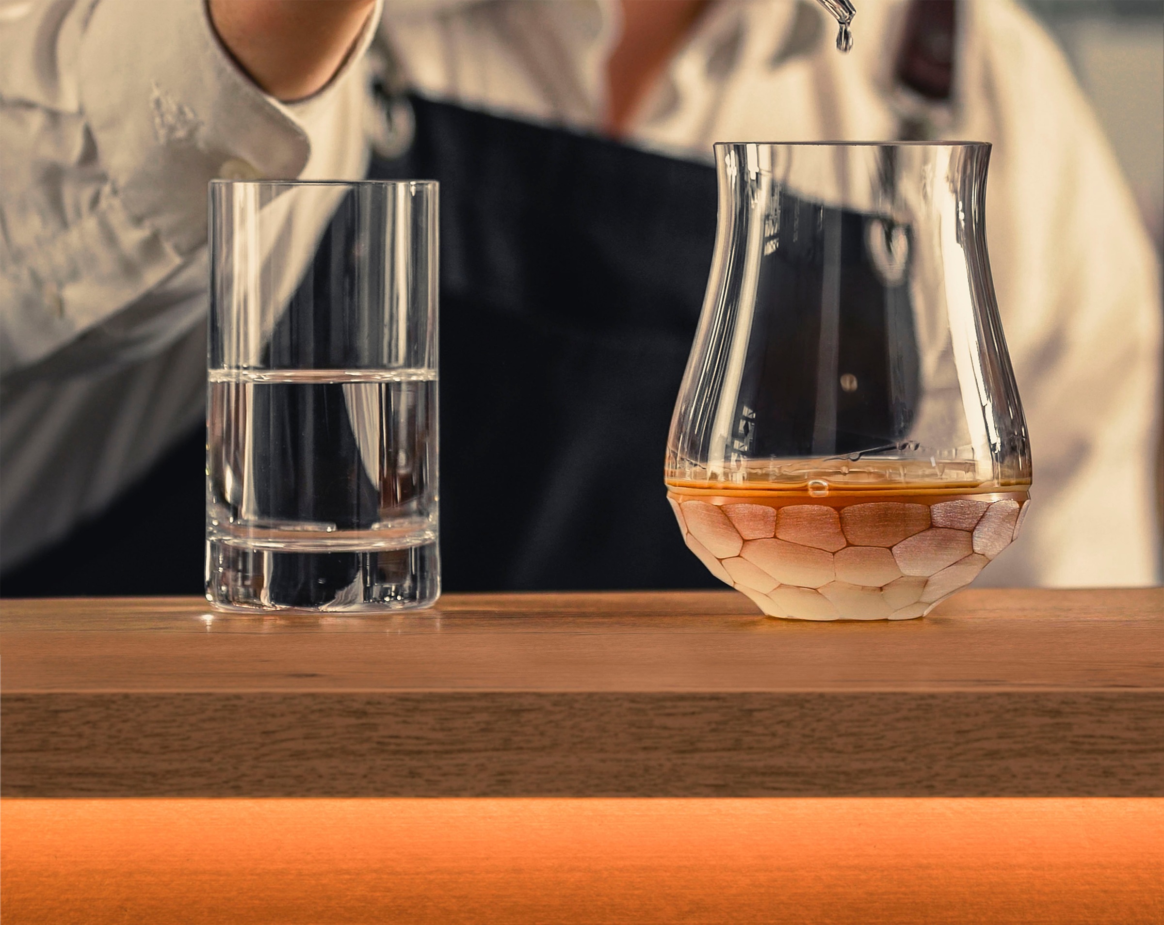 Eisch Germany Whiskyglas »HAMILTON, Made in Germany«, (Set, 2 tlg., 2 Whiskygläser im Geschenkkarton), handgefertigt und manuell mit Diamantschliff veredelt, 350 ml, 2-tlg.