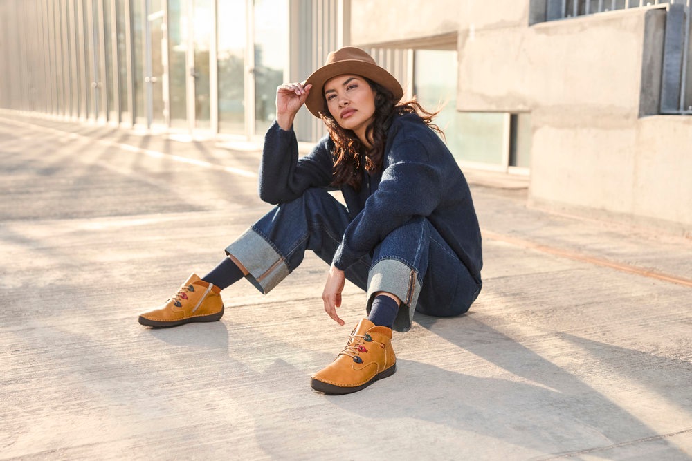 Rieker Schnürboots, Stiefelette, High Top Sneaker mit Innenreißverschluss