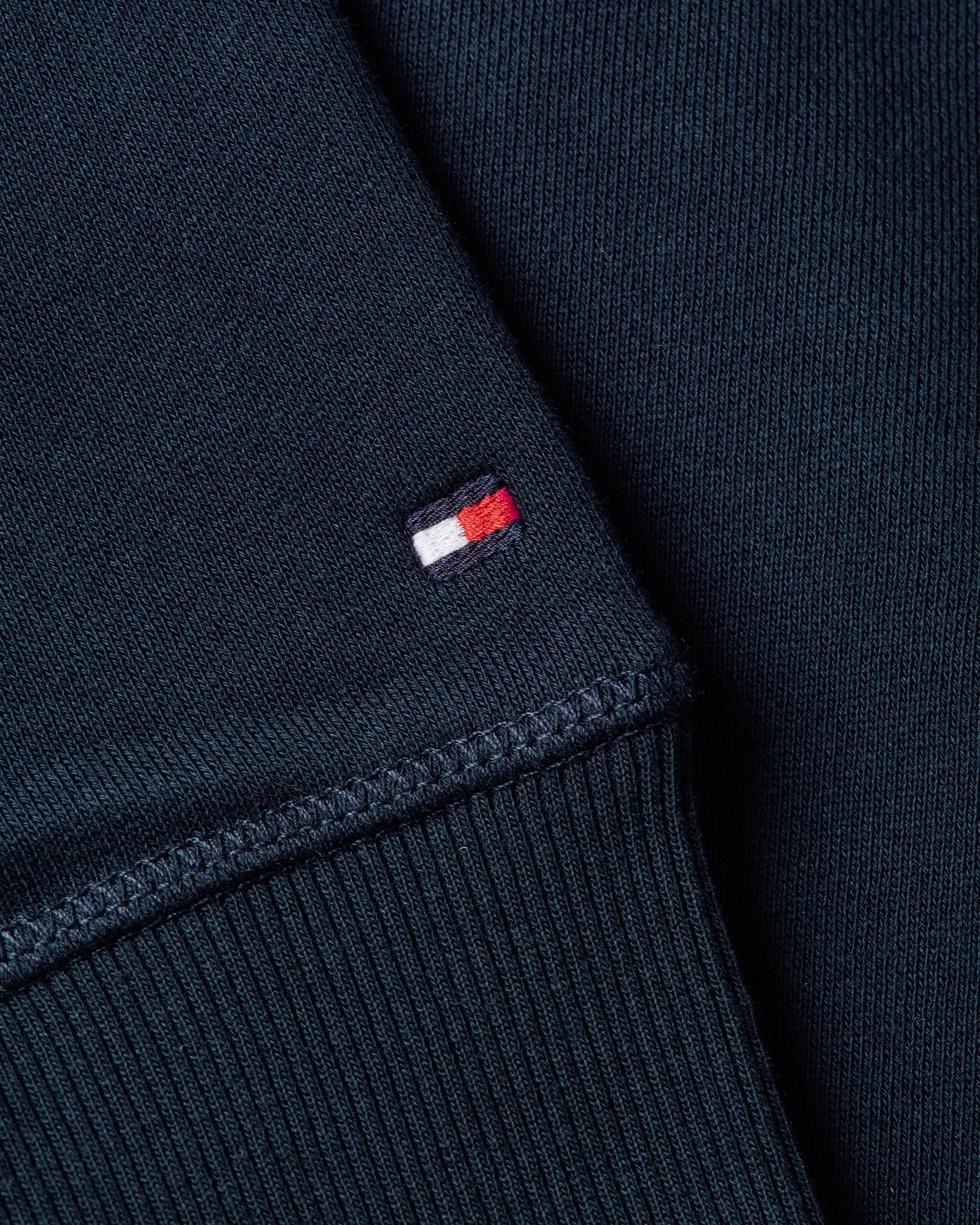 Tommy Hilfiger Curve CURVE,mit Logo-Schriftzug Sweatshirt MONOTYPE Hilfiger BAUR REG gesticktem | SWEATESHIRT«, »CRV für EMB PLUS SIZE bestellen