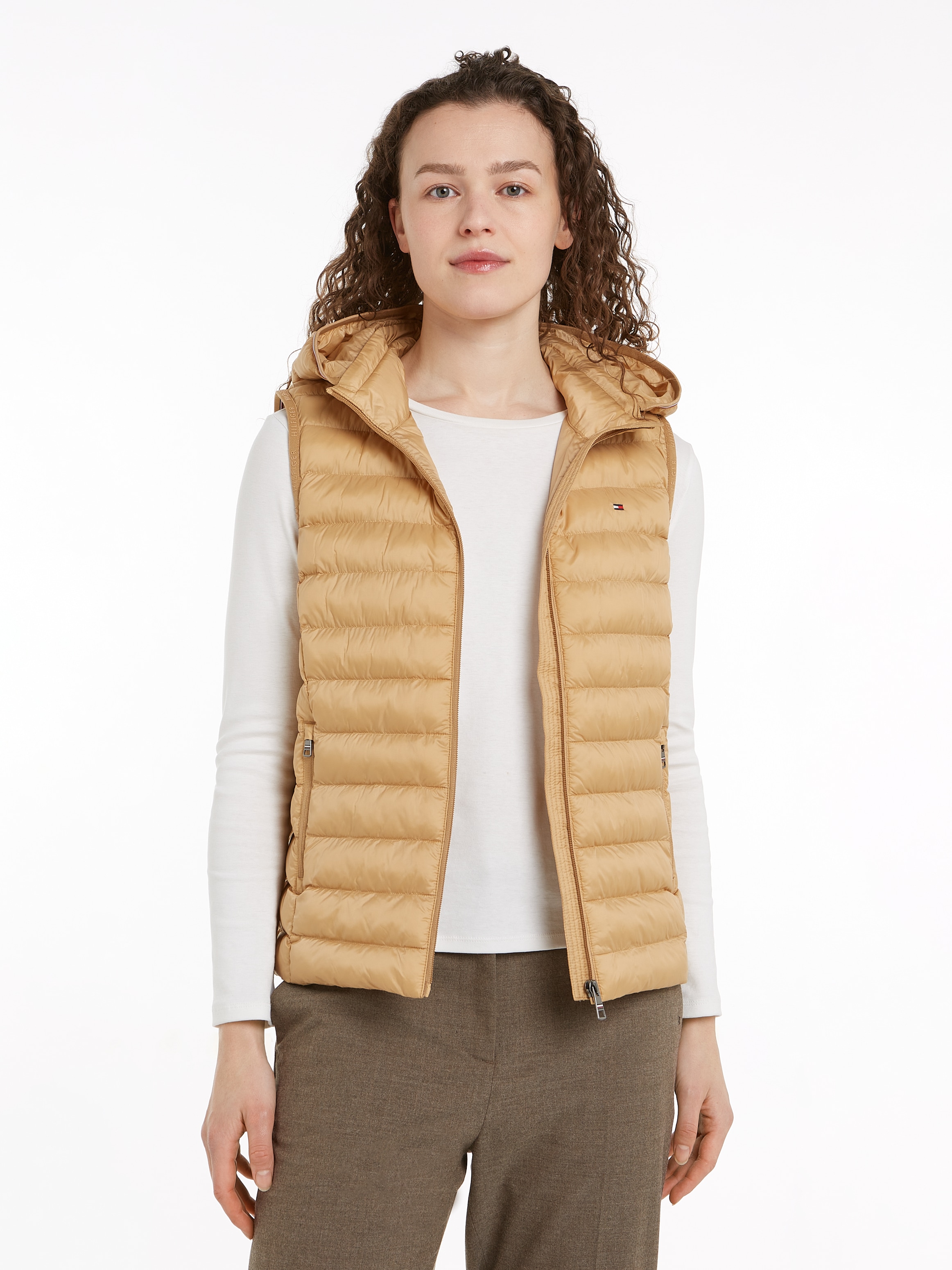 Tommy Hilfiger Steppweste "LW PADDED GLOBAL STRIPE VEST", (Global Serie TH WOMEN), mit Elastic-Band