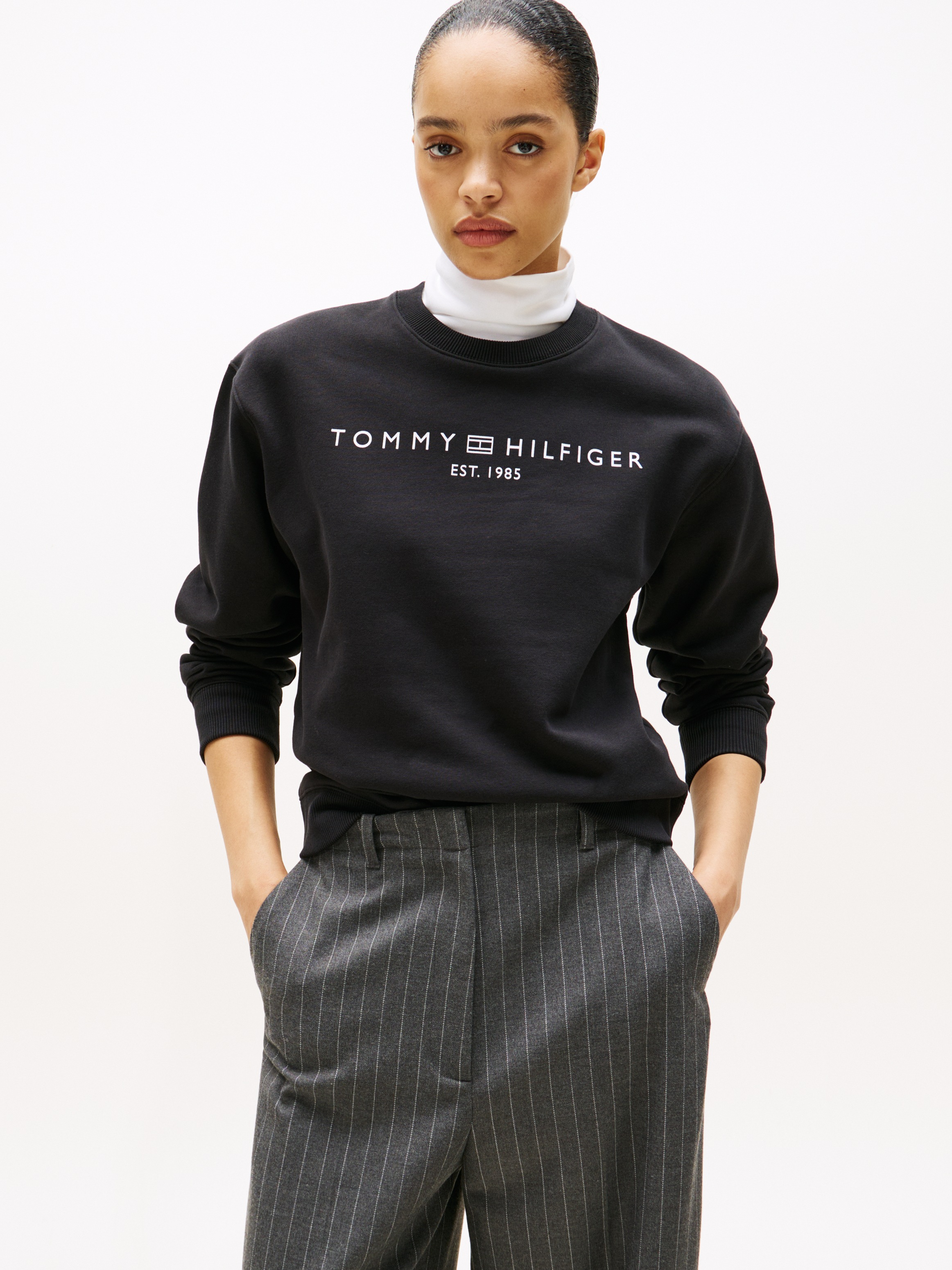 Tommy Hilfiger Sweatshirt "MDRN REG CORP LOGO C-NK SWTSHRT", mit Logoschrif günstig online kaufen