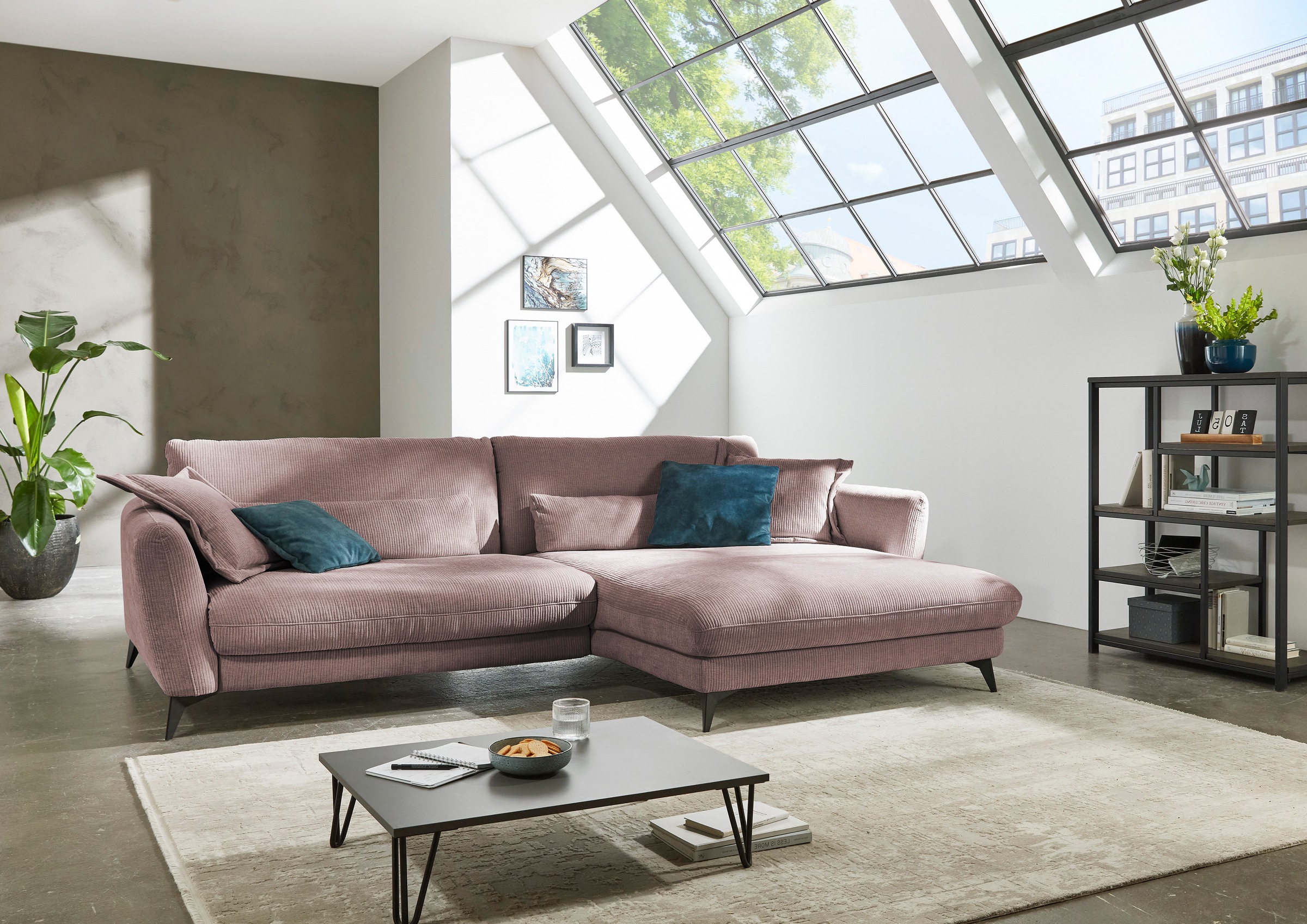 Die PlanBar Ecksofa »MP-IN23149 L-Form«, Kaltschaumpolsterung mit SoftSitz, Lose Rückenkissen
