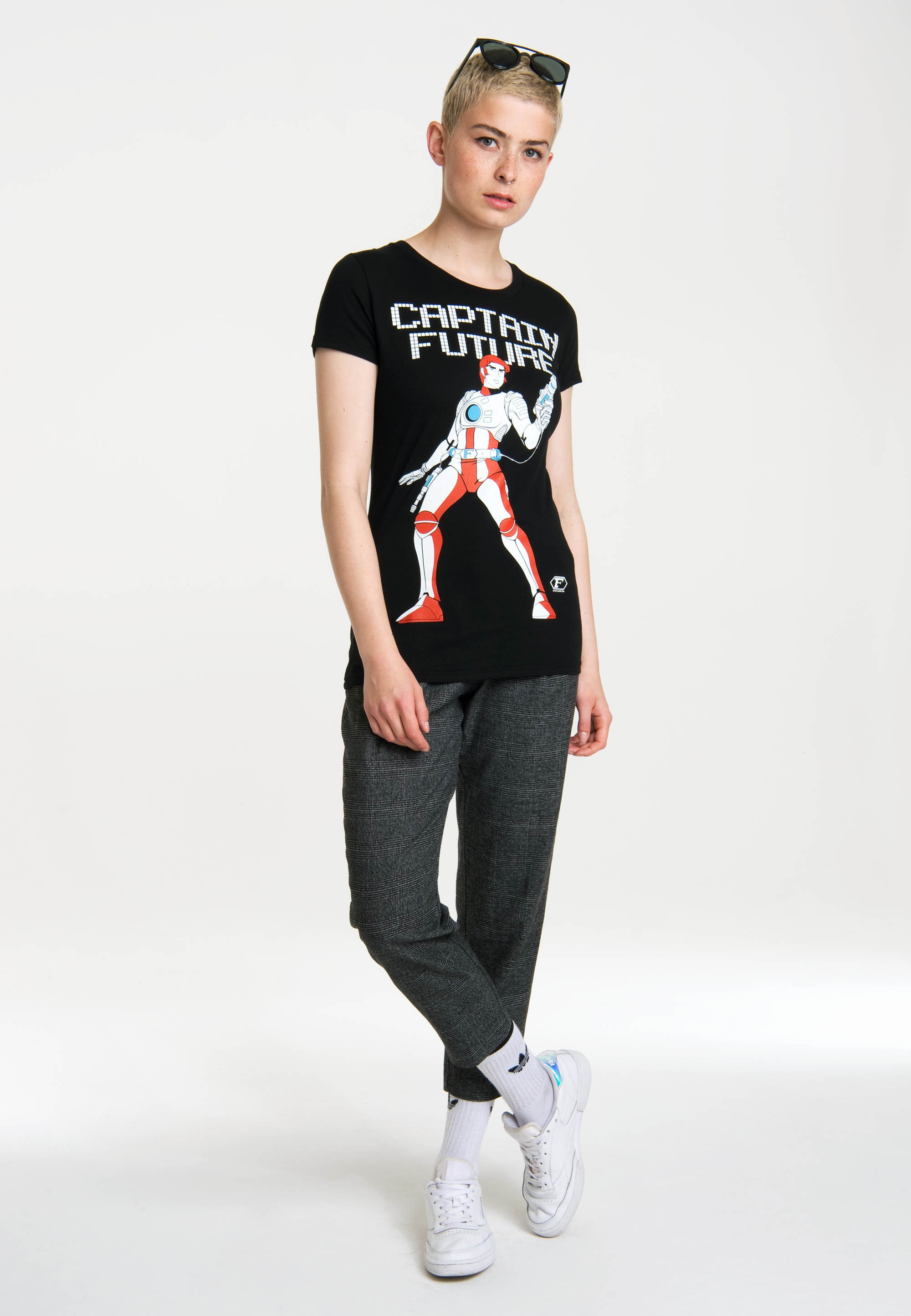 LOGOSHIRT T-Shirt »Captain Future«, mit coolem Retro-Druck