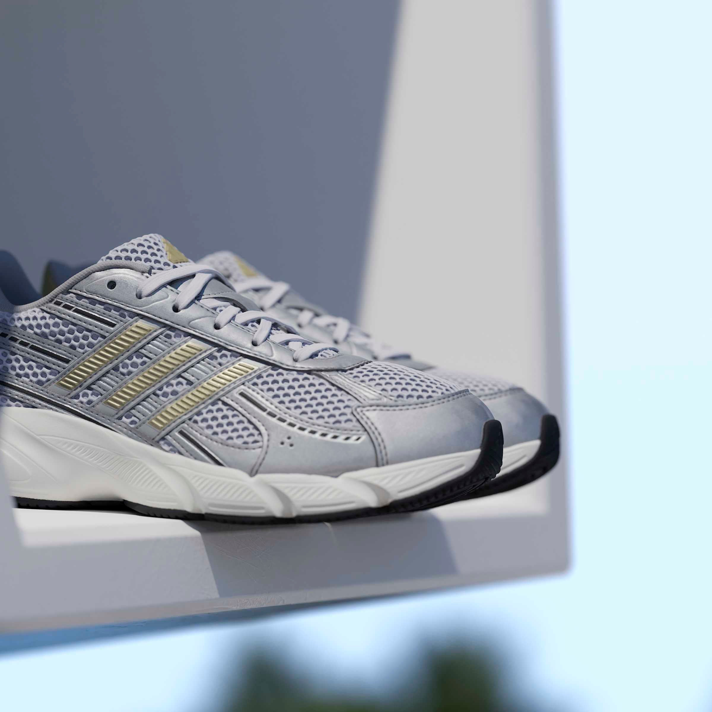 adidas Sportswear Sneaker »TECHNOCHAOS 2000«  inspiriert vom Design des adistar control