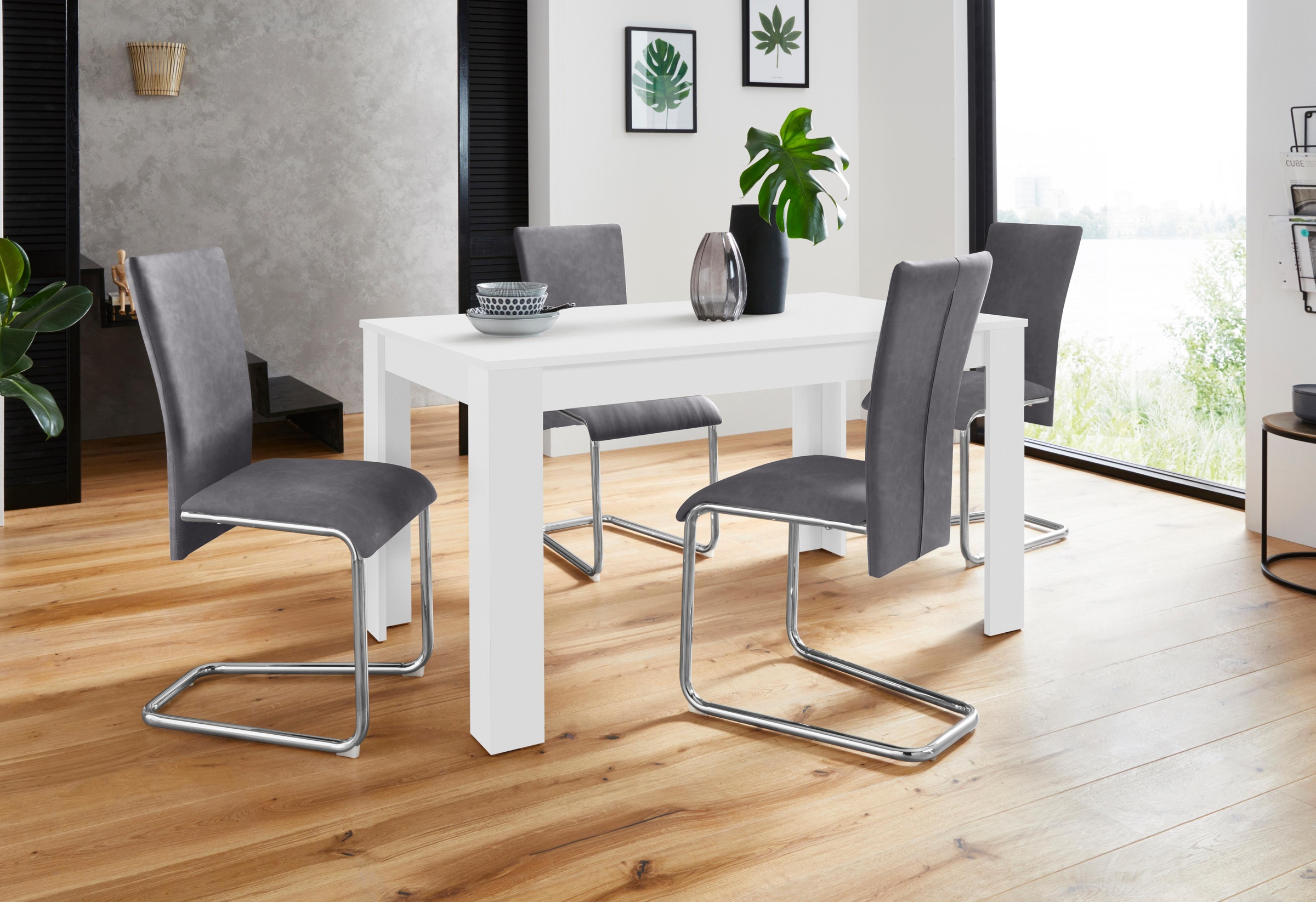 Homexperts Essgruppe »Nick3-Mulan«, (Set, 5 tlg.), mit 4 Stühlen, Tisch in weiß,... kaufen