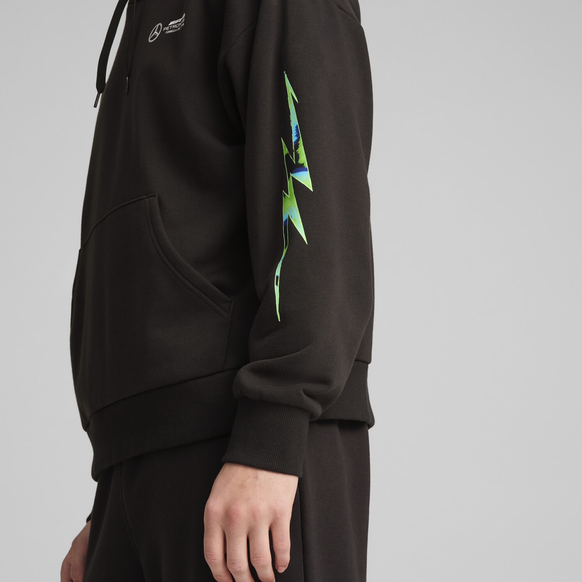 PUMA Hoodie »Mercedes-AMG Petronas F1® Neon Energy Hoodie Herren«