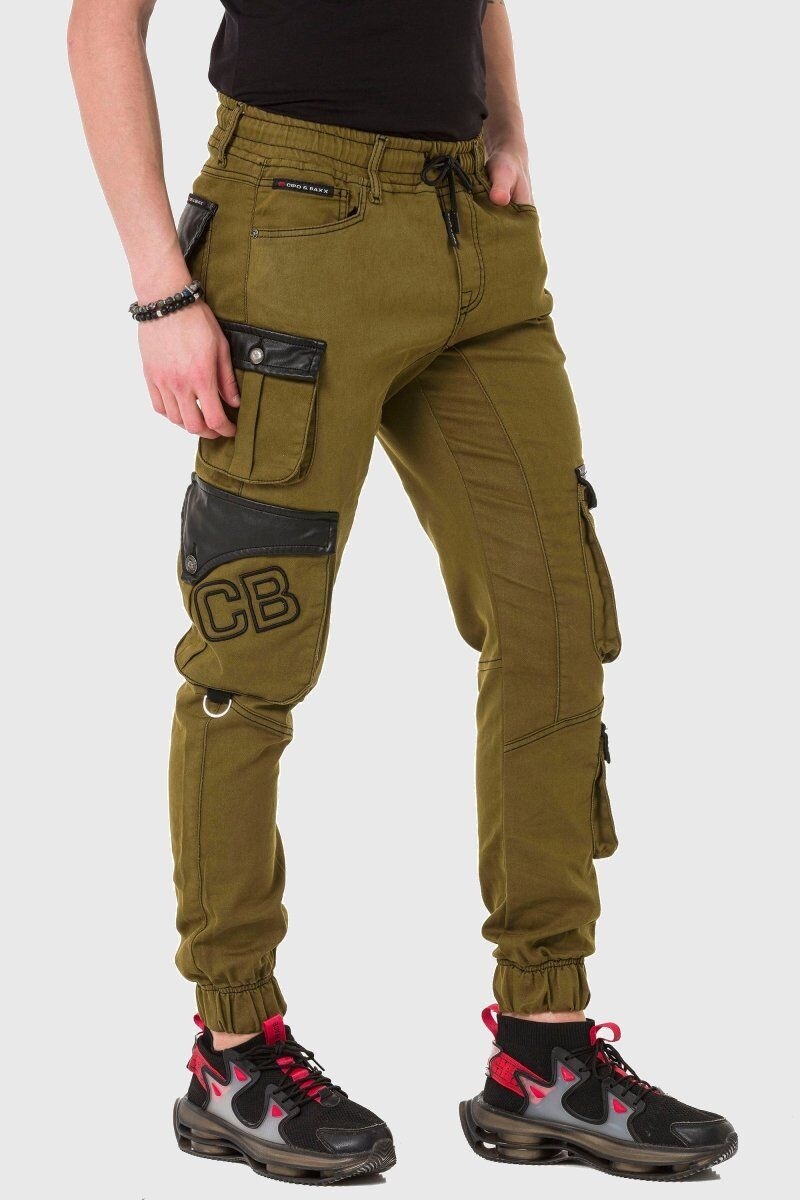 Cipo & Baxx Cargojeans »Hose«, Lässige Details und Applikationen