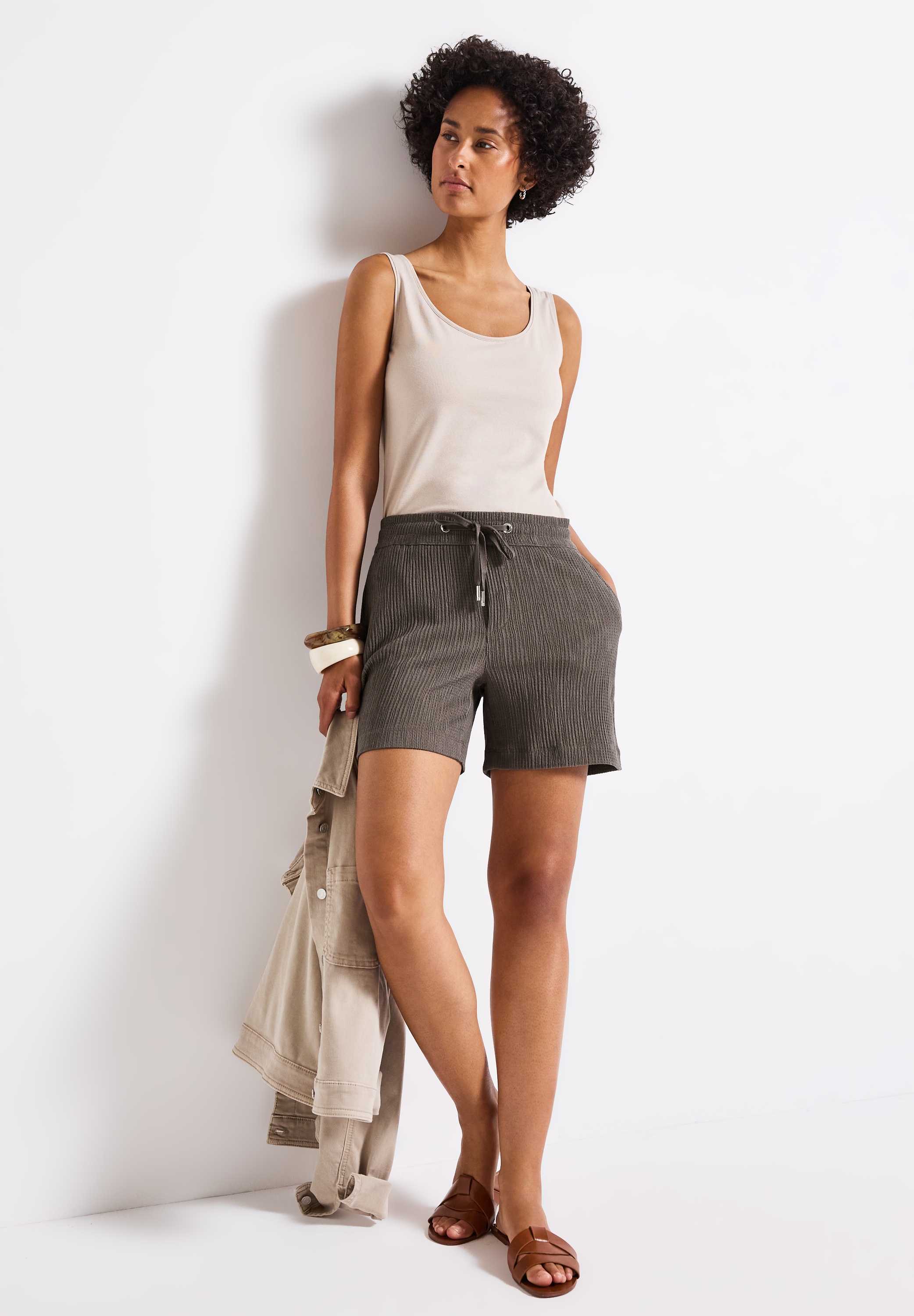 STREET ONE Shorts, Sommerhose mit Struktur