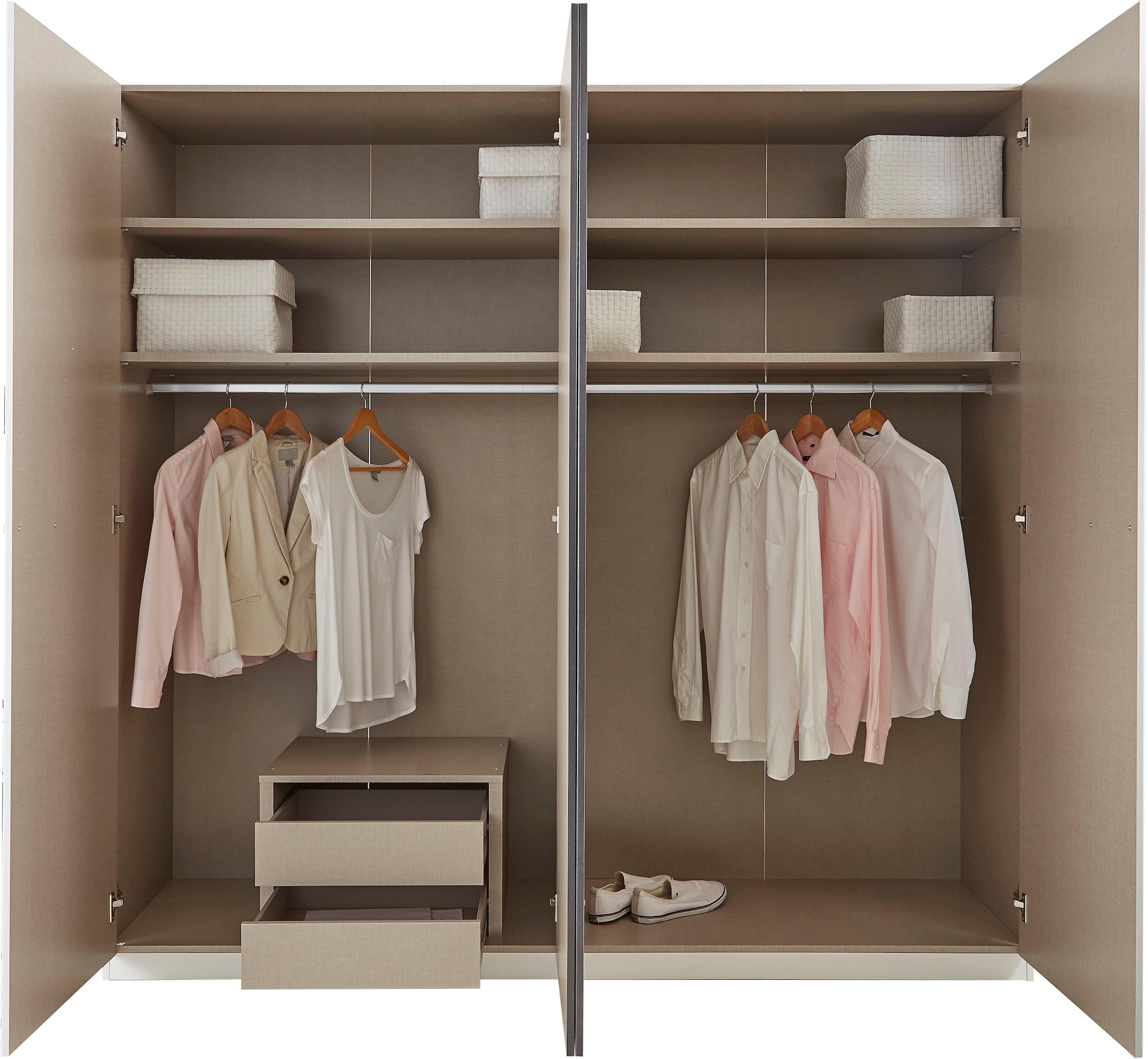 rauch Drehtürenschrank »Kleiderschrank Schrank Garderobe Wäscheschrank Schlafzimmer BORBA« Breite/Höhe/Tiefe: 225/210/54 cm,  optional mit Absetzung in Graumetallic MADE IN GERMANY