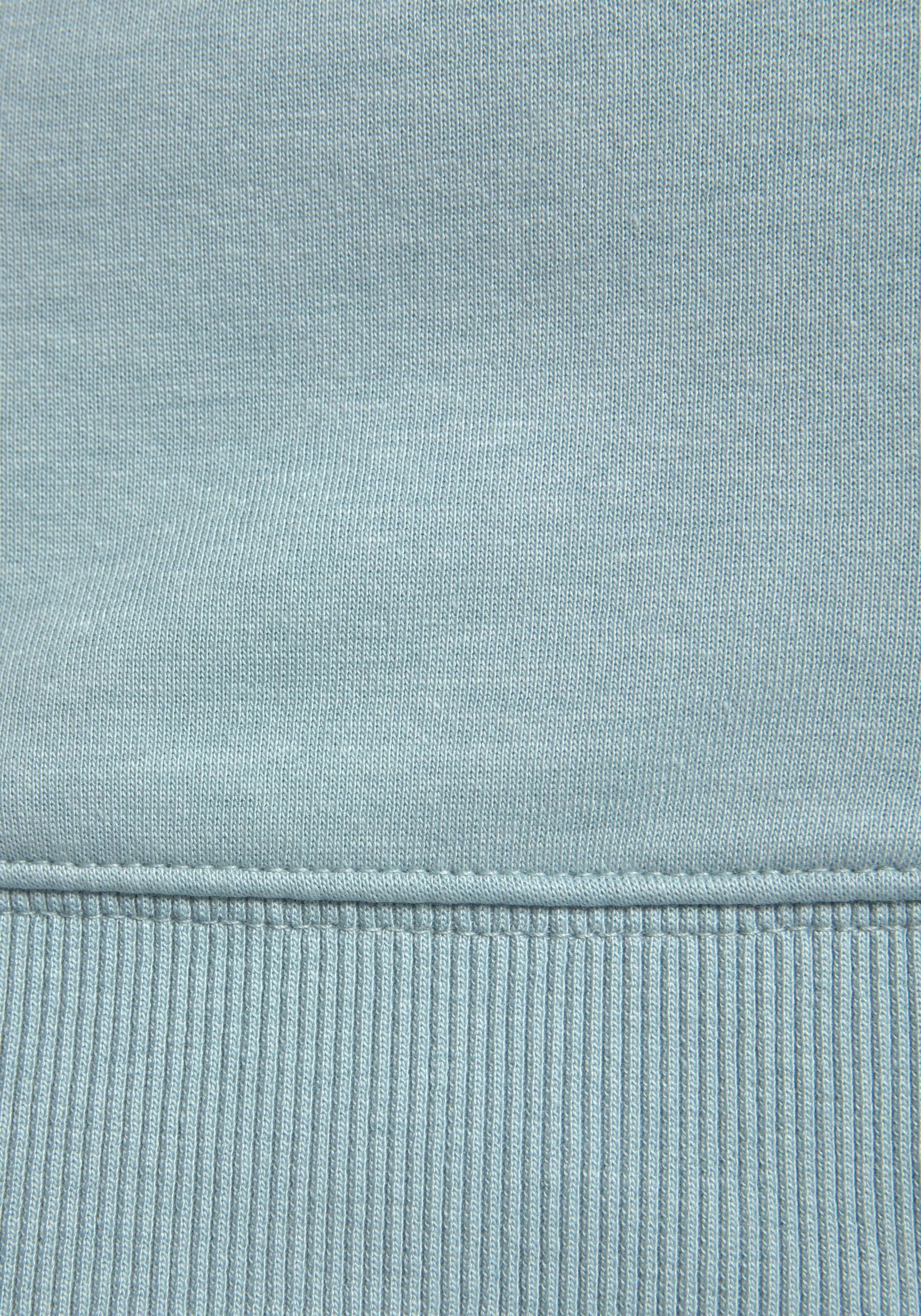Bench. Loungewear Sweatjacke, mit Seitenstreifen und Stehkragen, Loungewear