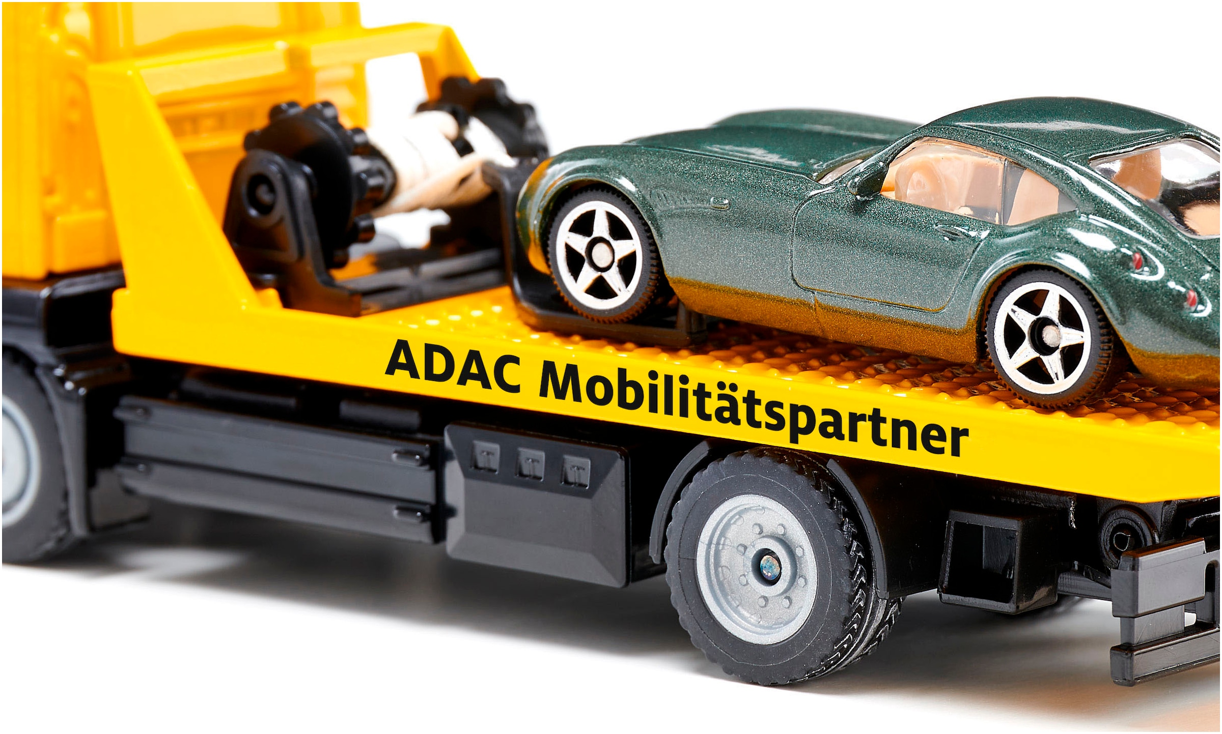 Siku Spielzeug-Abschlepper »Siku Super, MAN Abschleppfahrzeug (2722)«, inklusive PKW